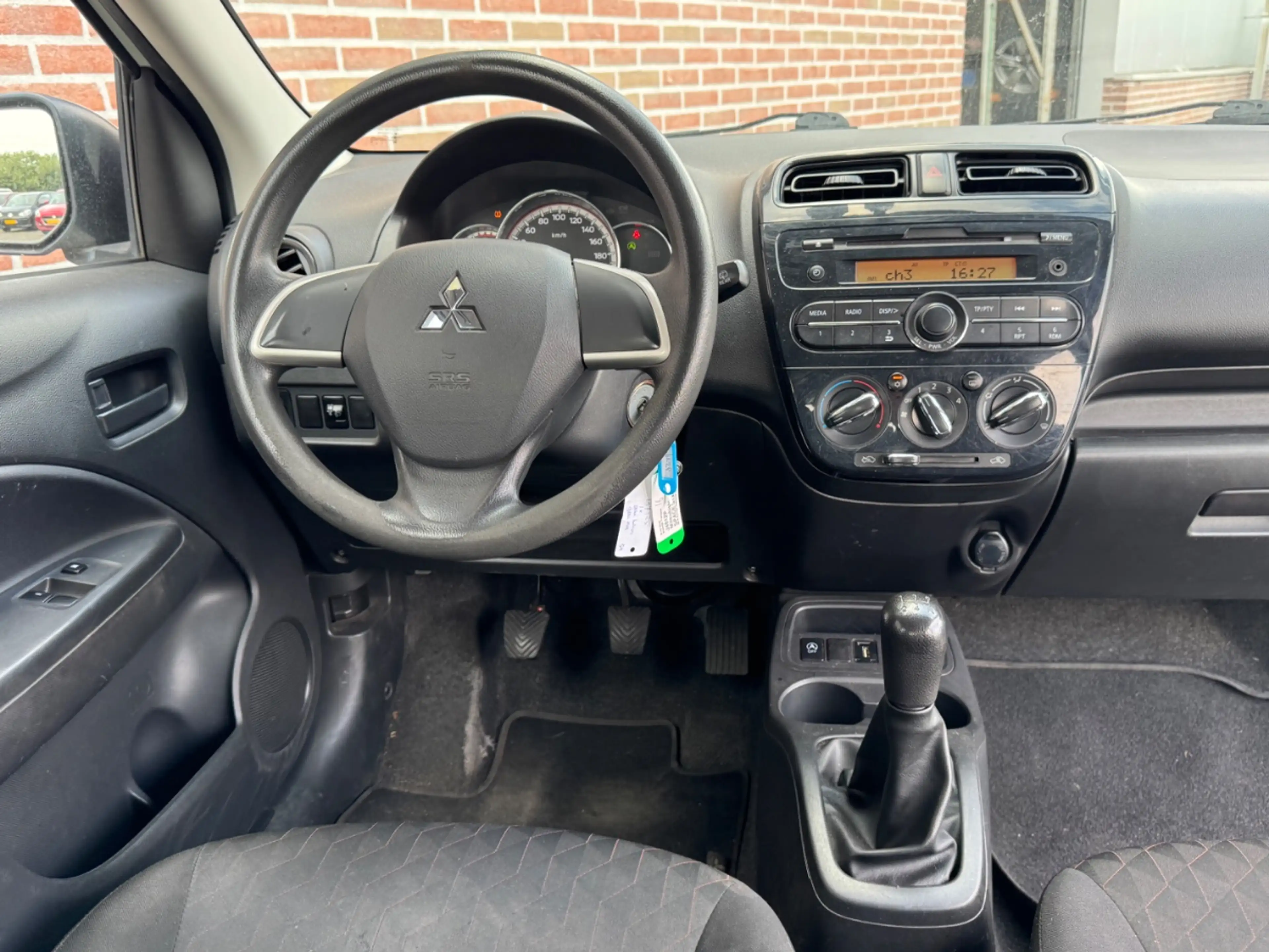 Mitsubishi Space Star 1.0 | Cool+ 5-Drs | Airco — photo 3