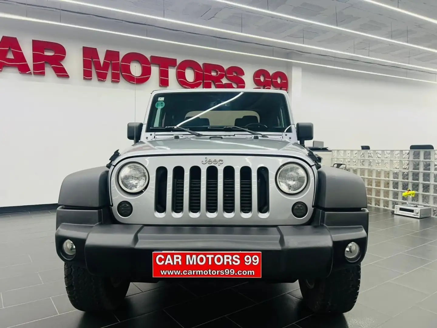 Jeep Wrangler 2.8CRD Sport Aut. Gris - 2