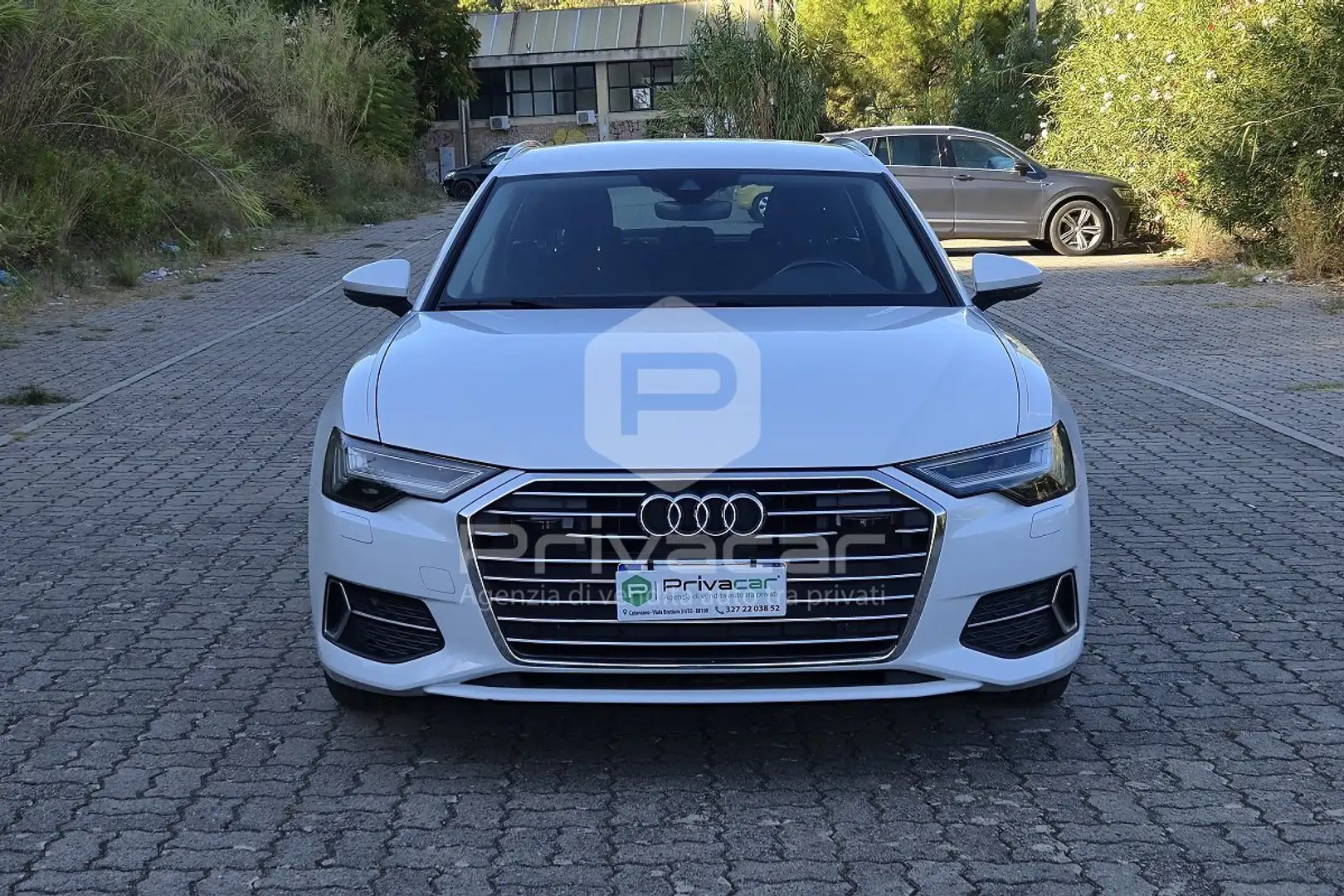 Audi A6 A6 Avant 40 2.0 TDI S tronic Business Design Weiß - 2