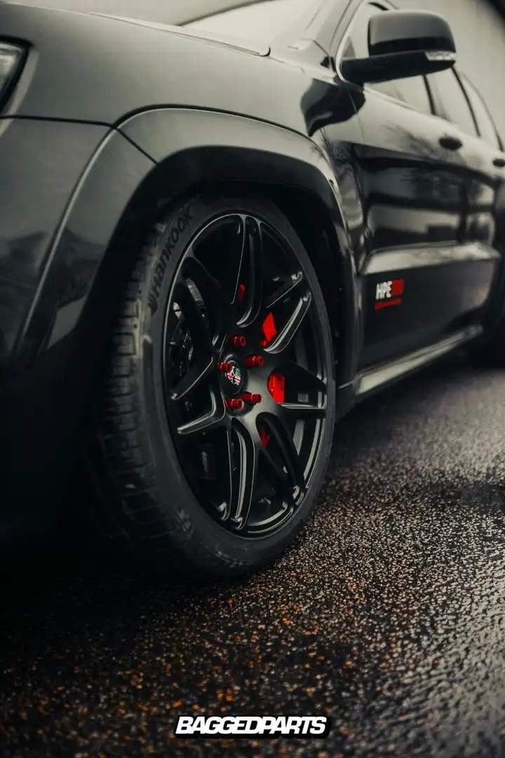 Jeep Grand Cherokee SRT 6.4 HPE700 Hennessey *UNIKAT* Czarny - 2