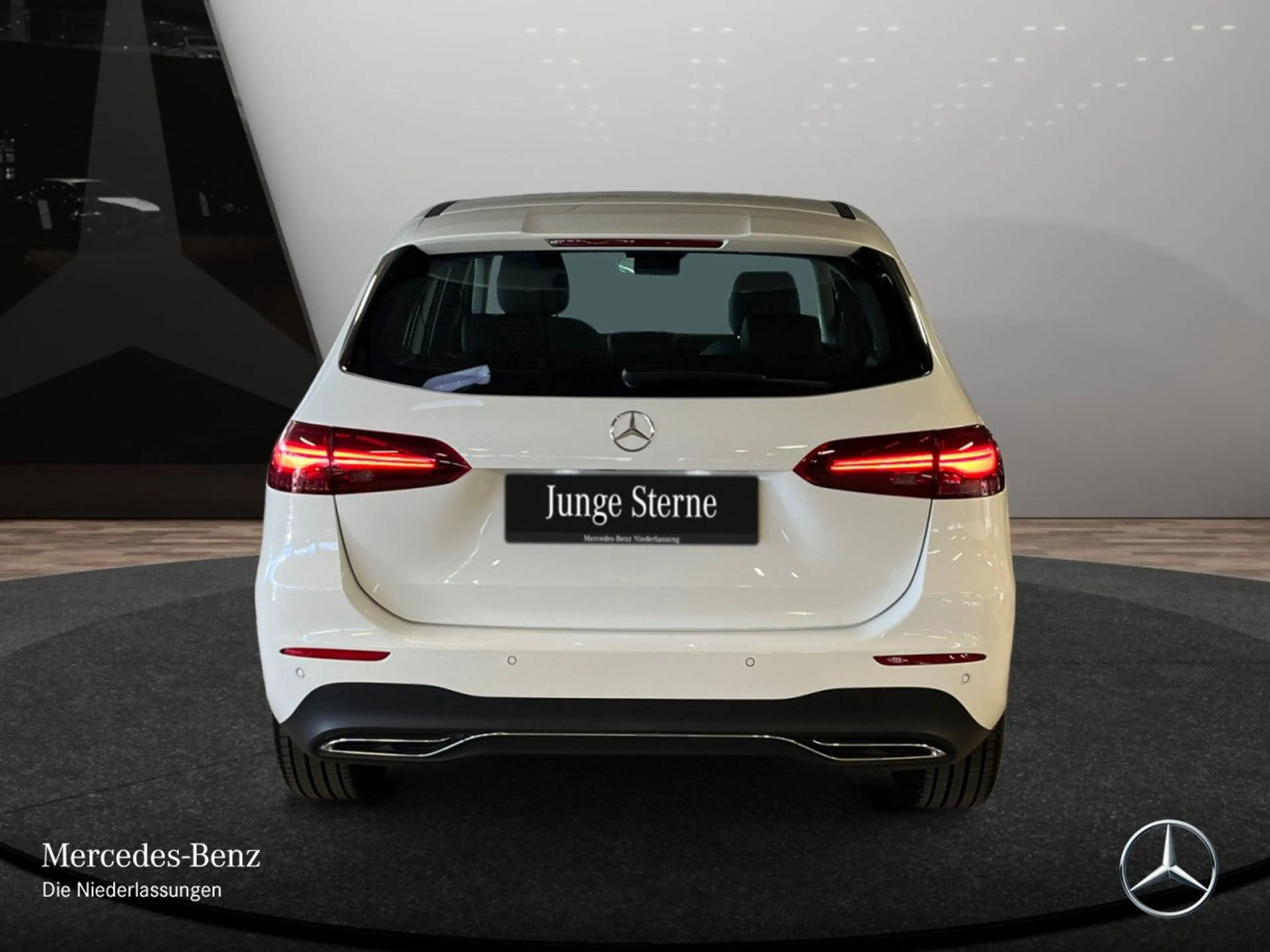 Mercedes-Benz B 180 d PROGRESSIVE+AHK+LED+KAMERA+8G — photo 9