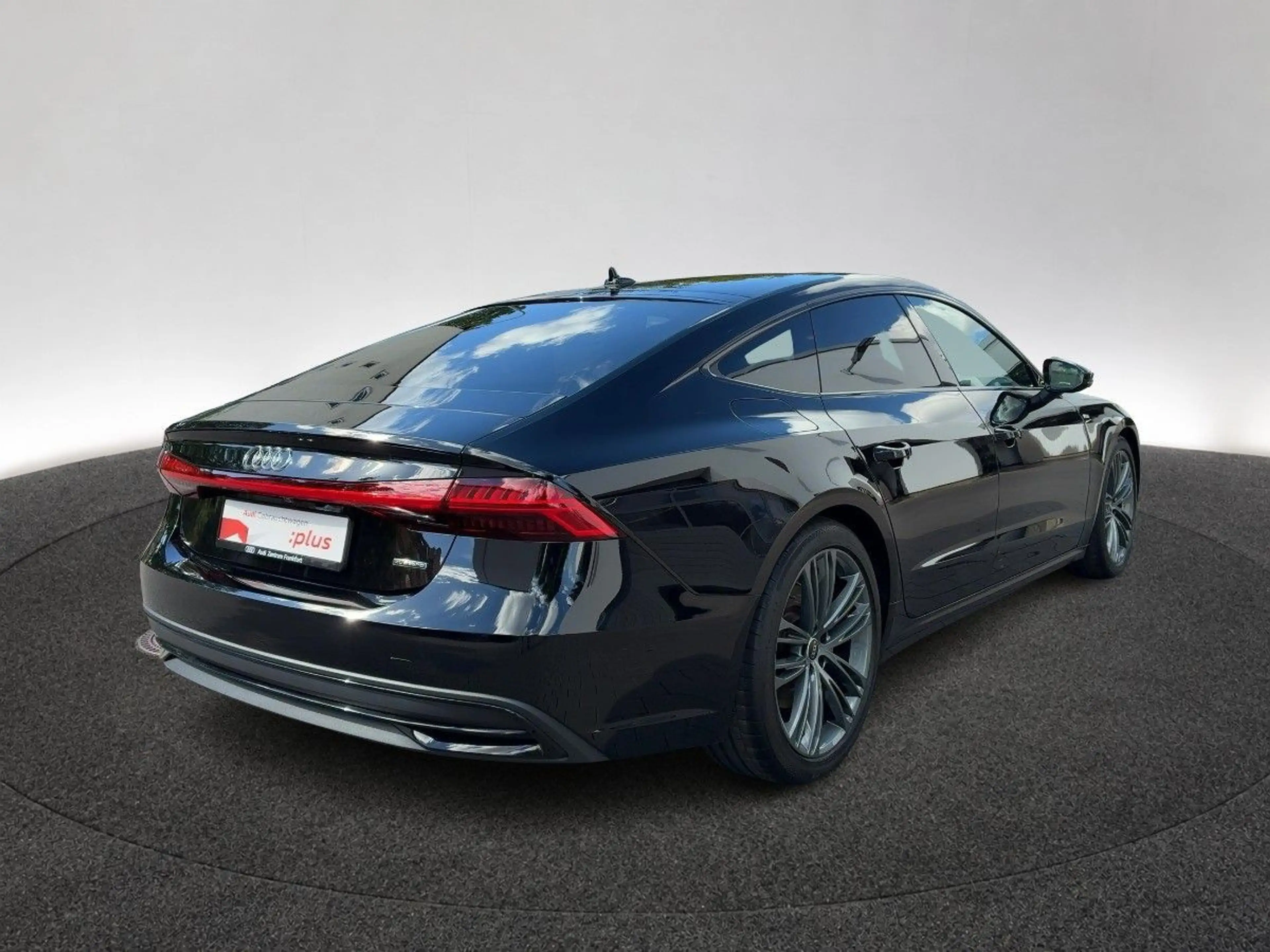Audi A7 TFSI e quattro S tronic S line Virt — photo 3