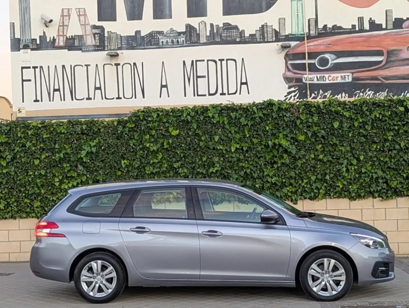 Peugeot 308 1.5 BlueHDi S&S Allure Pack EAT8 130 Gris - 2