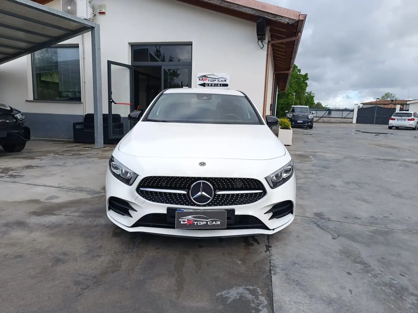 Mercedes-Benz A 180 A 180 d Premium auto Blanc - 2