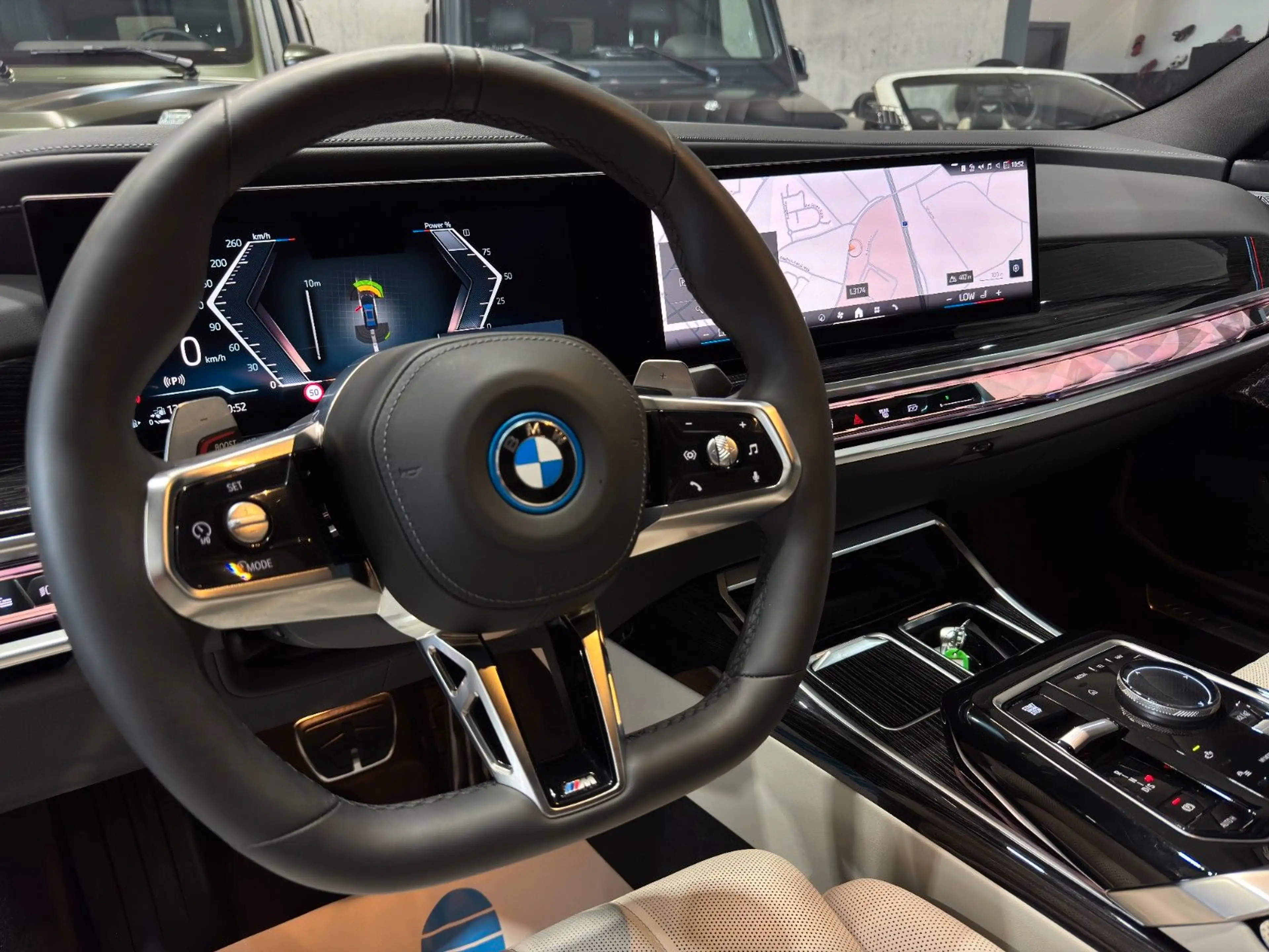 BMW 750 /e/xDrive/M/Sport/TV/360*/3D — photo 9