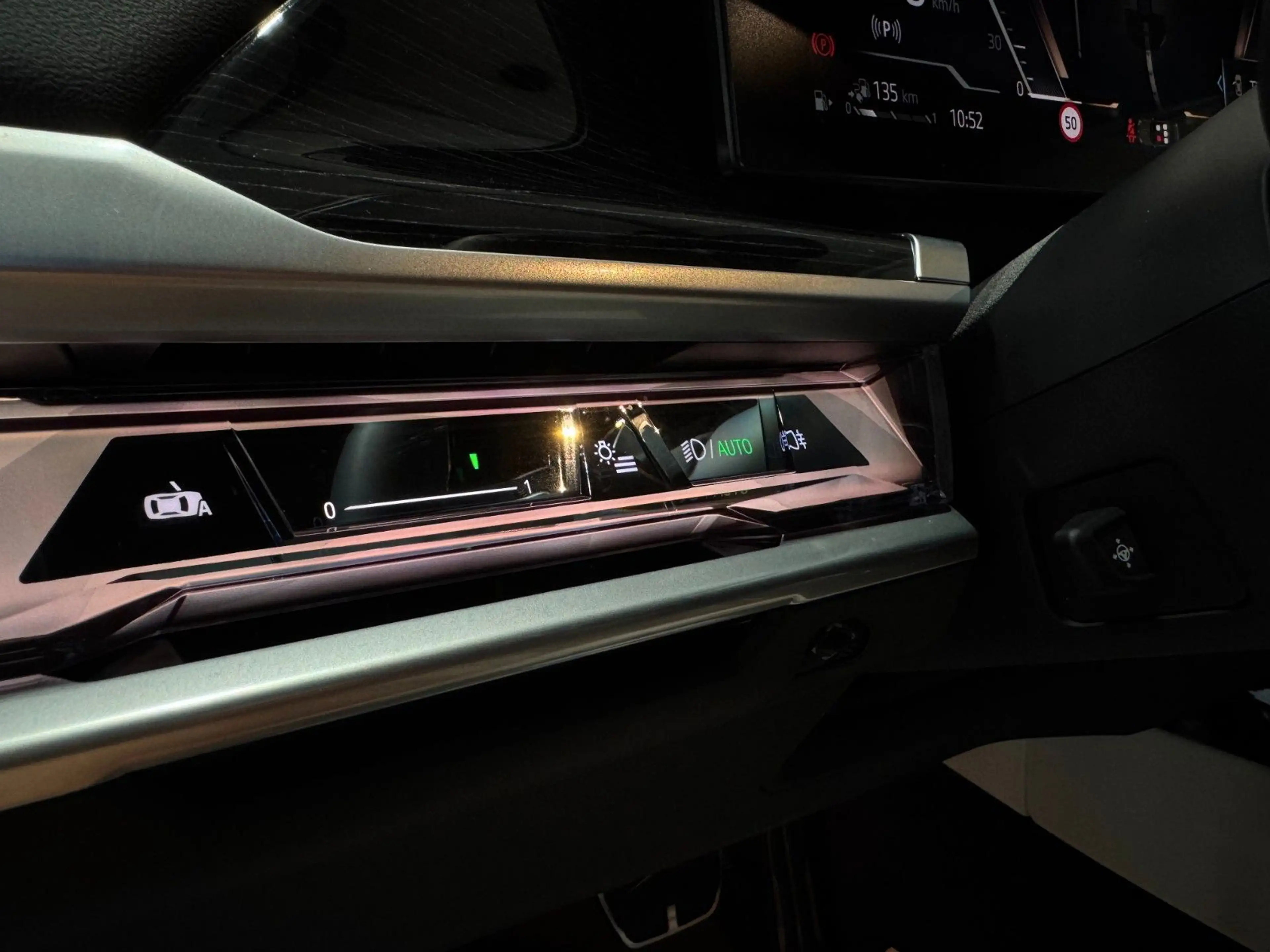 BMW 750 /e/xDrive/M/Sport/TV/360*/3D — photo 10