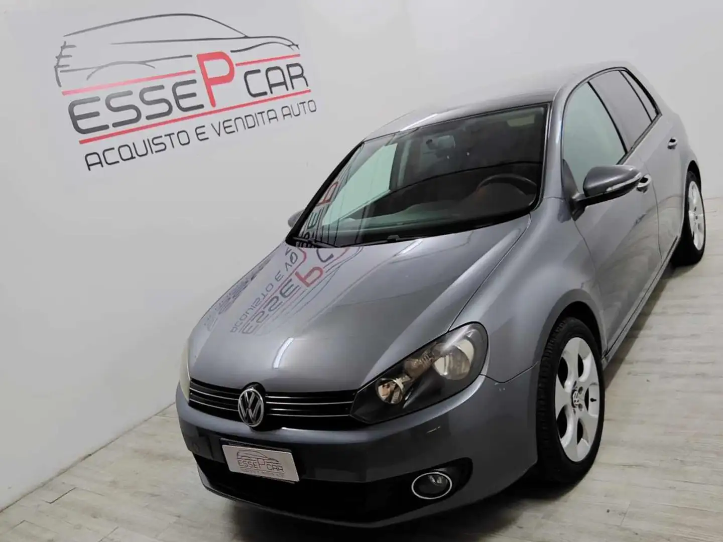 Volkswagen Golf 1.6 TDI DPF 5p. BlueMotion Grigio - 1