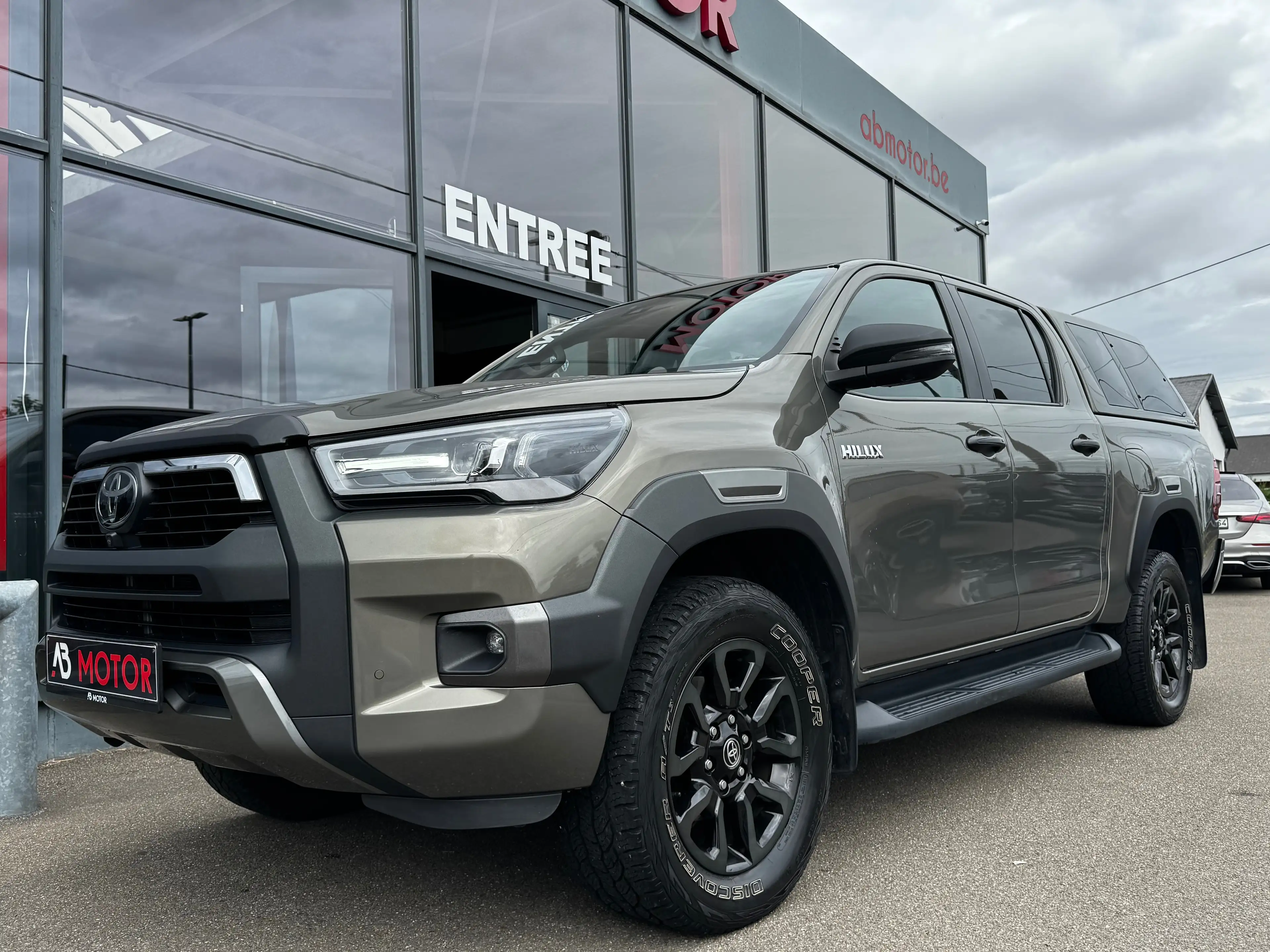 Toyota Hilux 2.8D-4D INVINCIBLE AUTO 4WD 204CV CAMERA 360 1ER PROPRIETAIRE HARDTOP TVA DEDUCTIBLE — photo 7