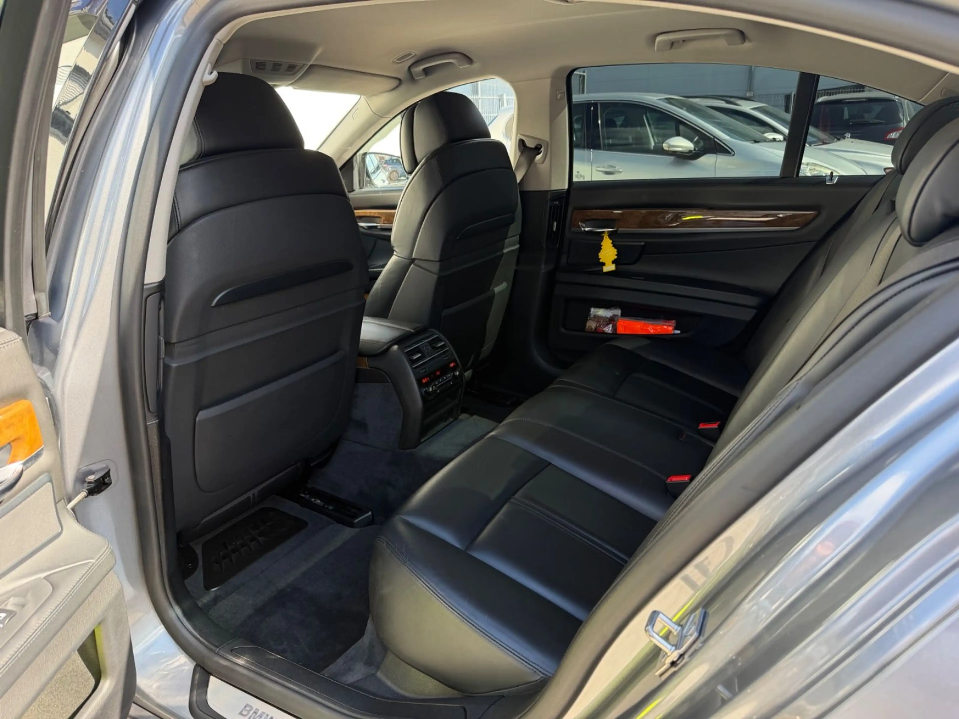 BMW 730 d/SPUR/DISTRONIC/HEADUP/360° — photo 11