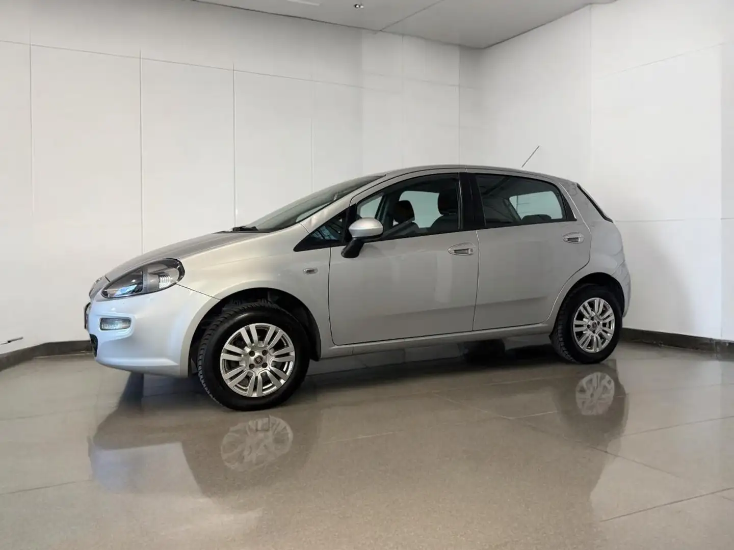 Fiat Punto 1.4 8V 5p Natural Power Lounge METANO OK 2029 Argento - 1