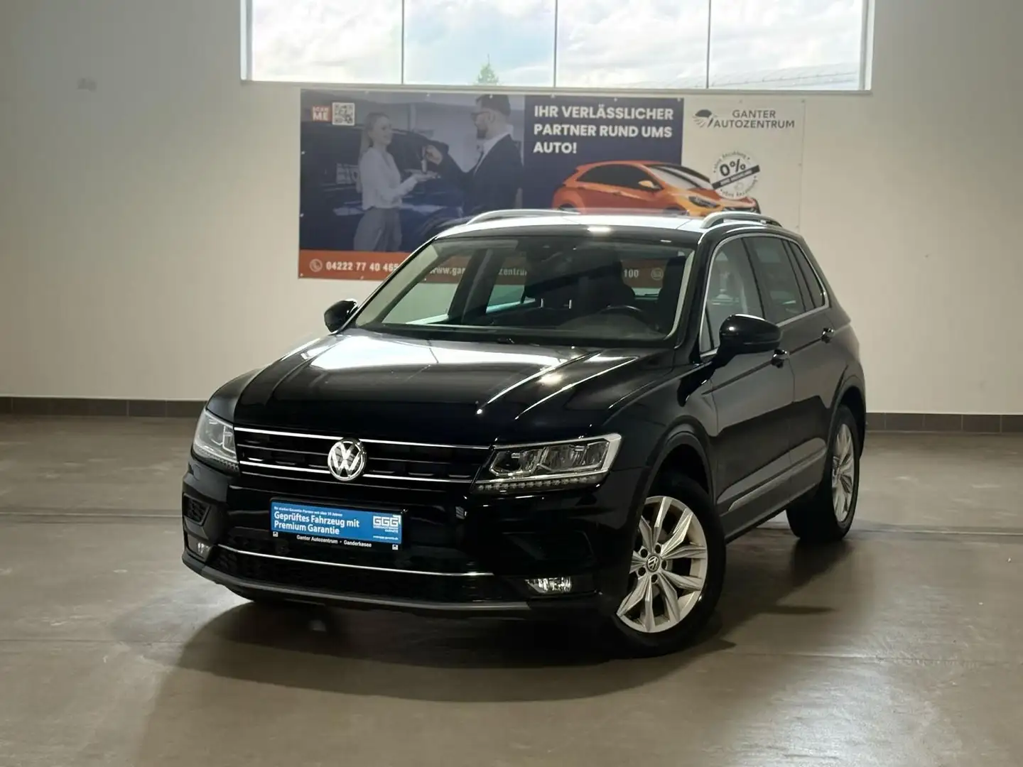 Volkswagen Tiguan Highline 2.0 TDI DSG NAVI+ACC+SHZ Noir - 1