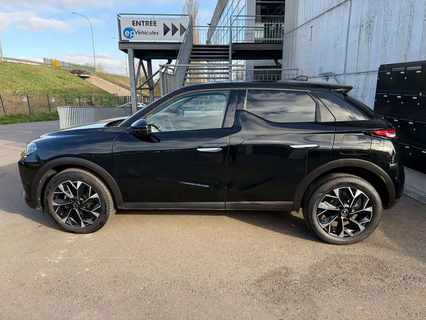 DS Automobiles DS 3 Crossback DS3 PureTech 130 Aut. OPERA Zwart - 2