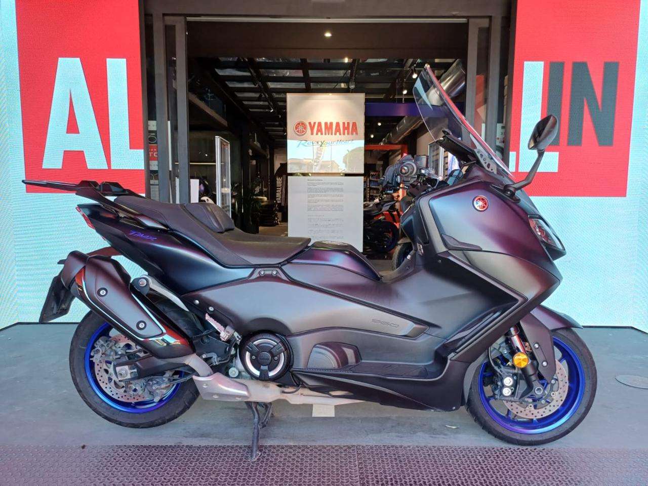 Yamaha TMAX 560 560 my 23