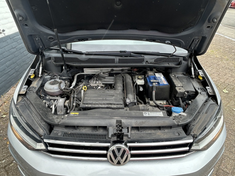 Volkswagen Touran 1.4 TSI Comf Bns 7p — photo 28
