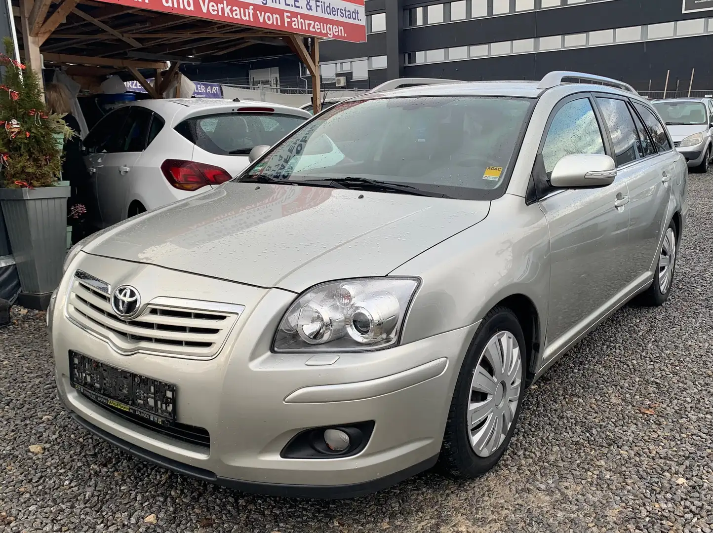Toyota Avensis Avensis 2.0 Combi line. Scheckheft Gold - 1