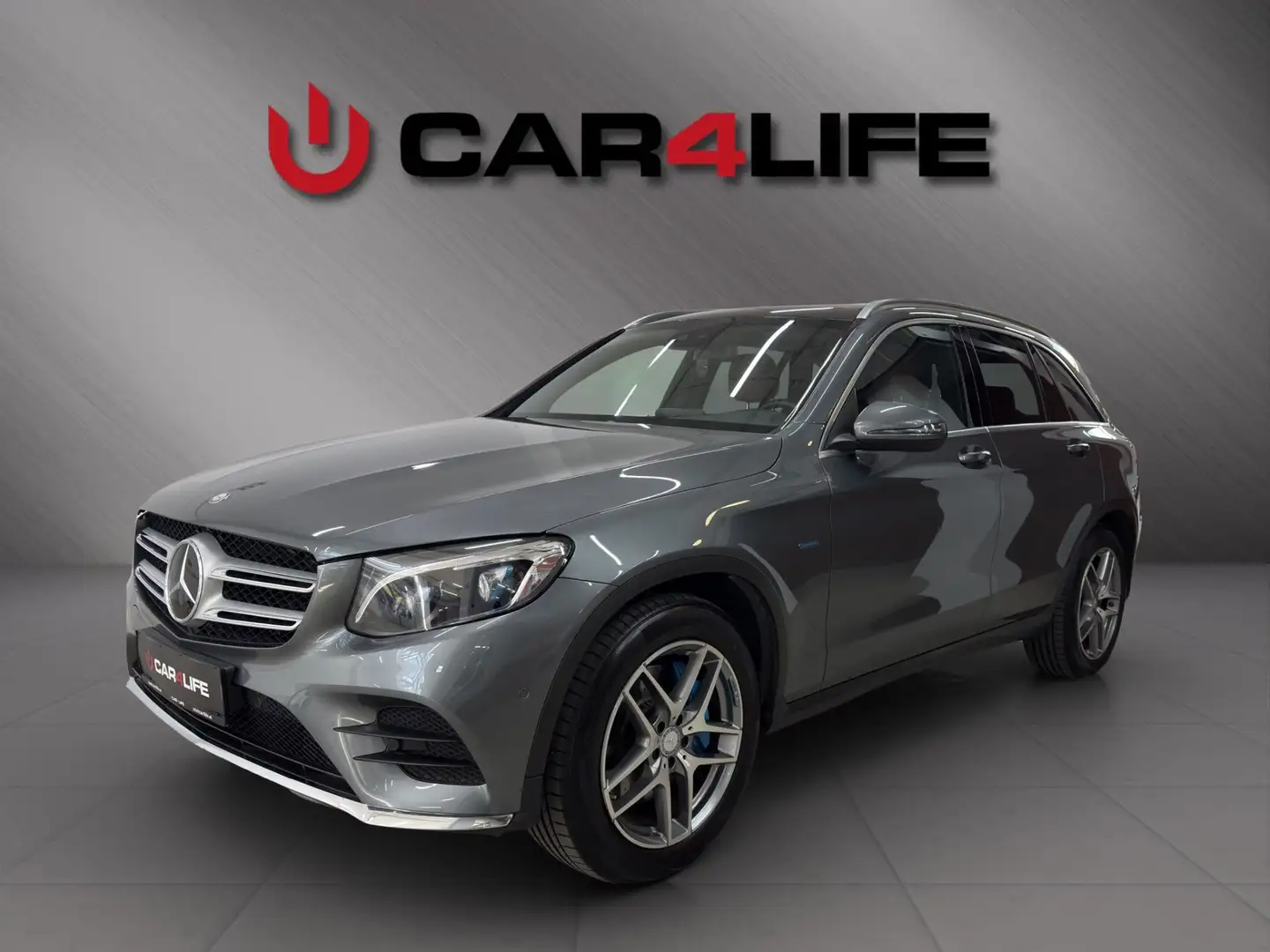 Mercedes-Benz GLC 350 e PHEV 4Matic Panorama|Burmester|Sitzklima|Memory Grau - 1