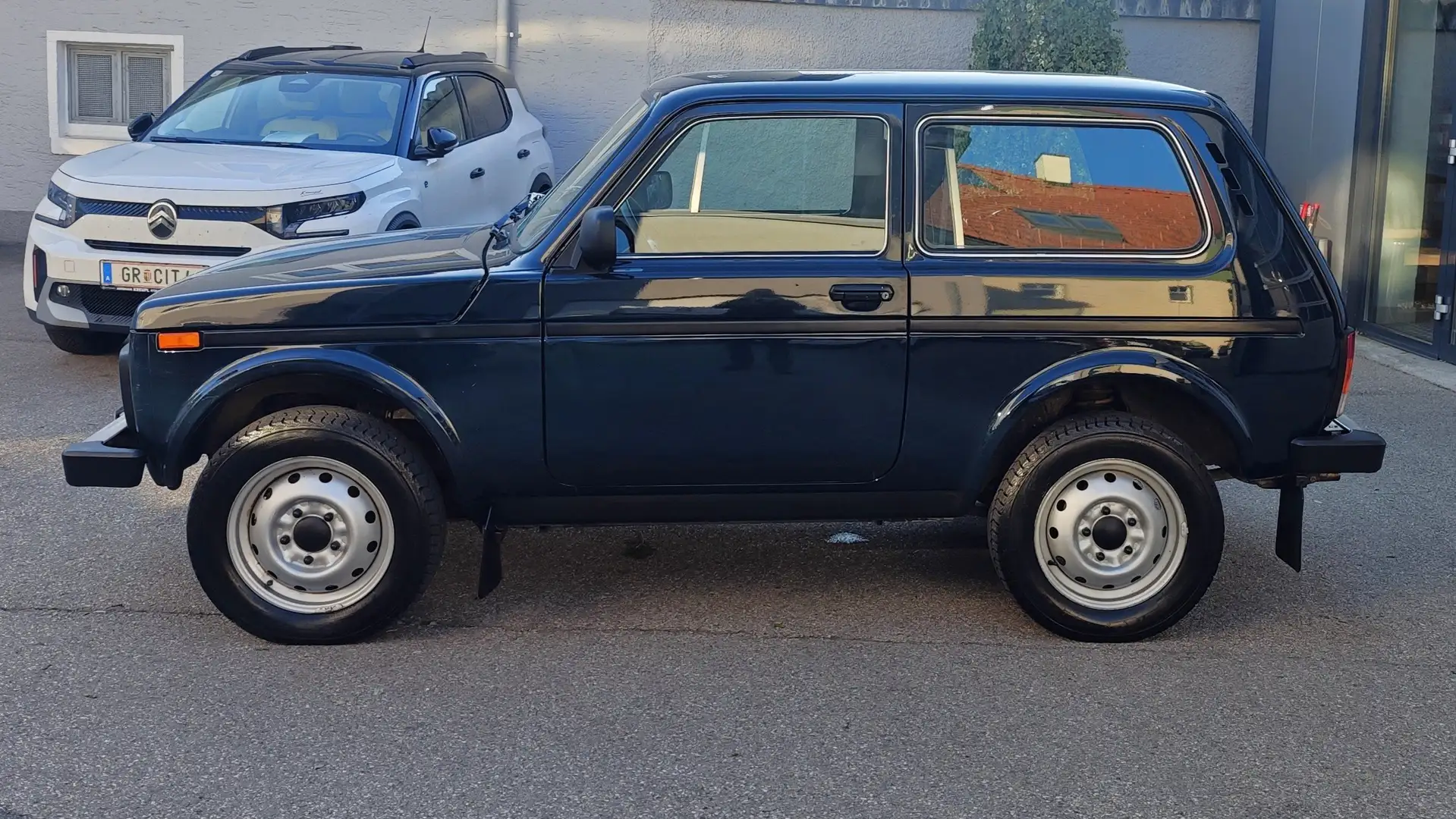 Lada Taiga 4x4, Erstbesitz Vert - 2
