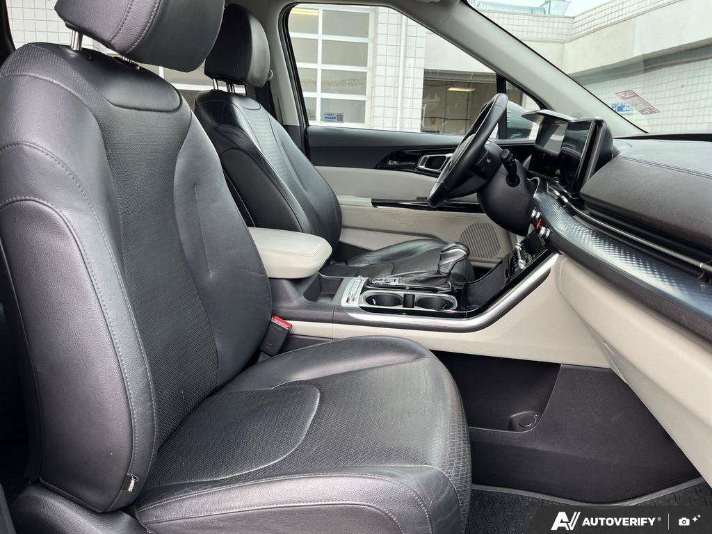 used 2022 Kia Carnival car, priced at $28,888
