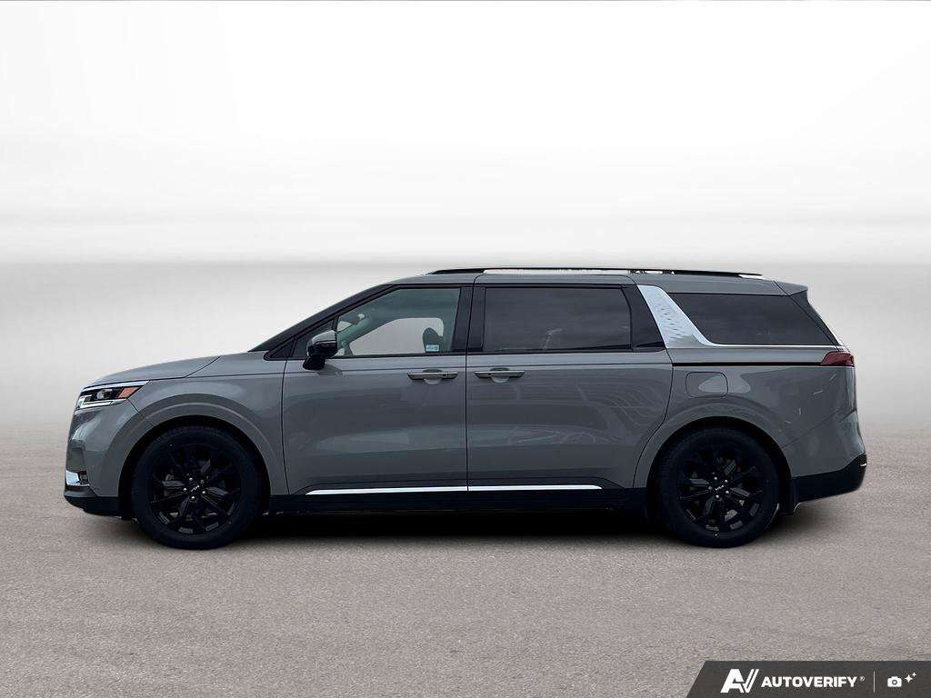 used 2022 Kia Carnival car, priced at $28,888