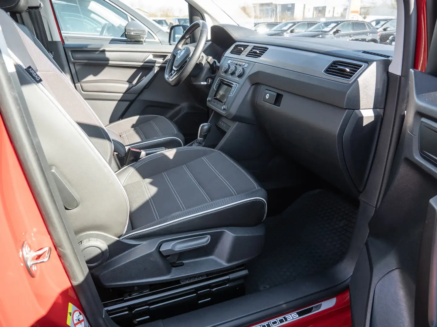 Volkswagen Caddy 1.4 TSI Edition 35 BMT PDC SHZ XENON Red - 2