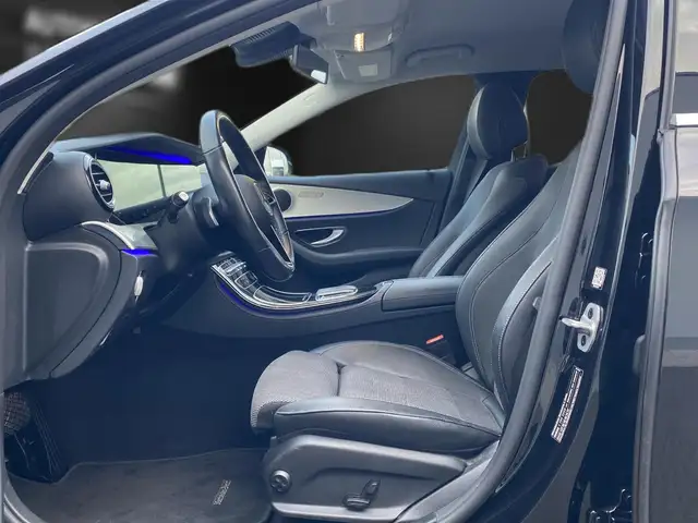 Mercedes-Benz E-Class view 10