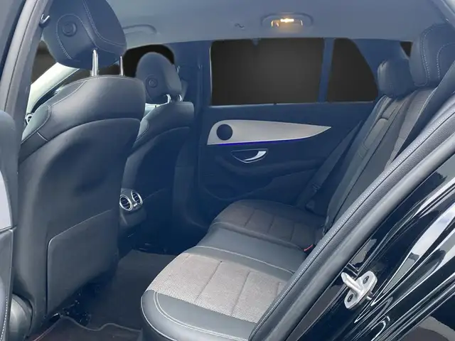 Mercedes-Benz E-Class view 14