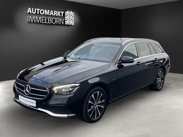 Mercedes-Benz E-Class view 2