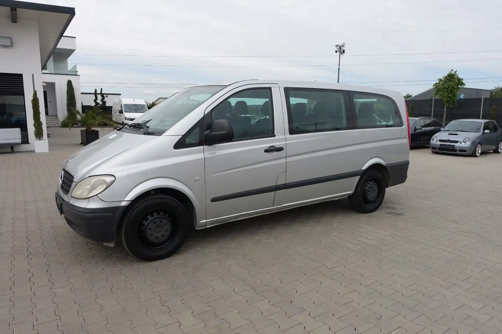 Mercedes-Benz Vito Kombi 115 CDI lang Argent - 1