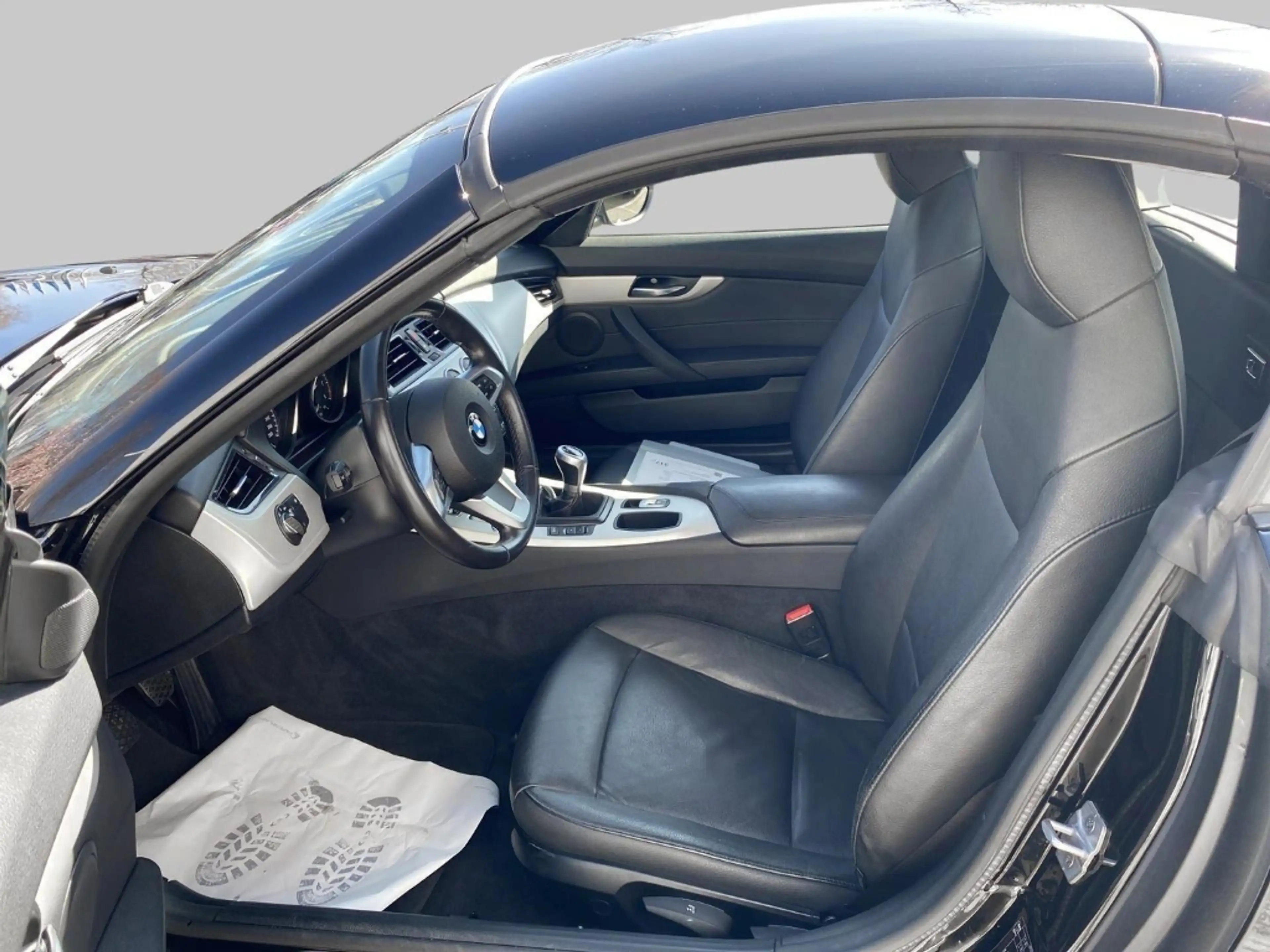 BMW Z4 sDrive28i Hardtop Leder Xenon Klimaautom SHZ PDCv+ — photo 9