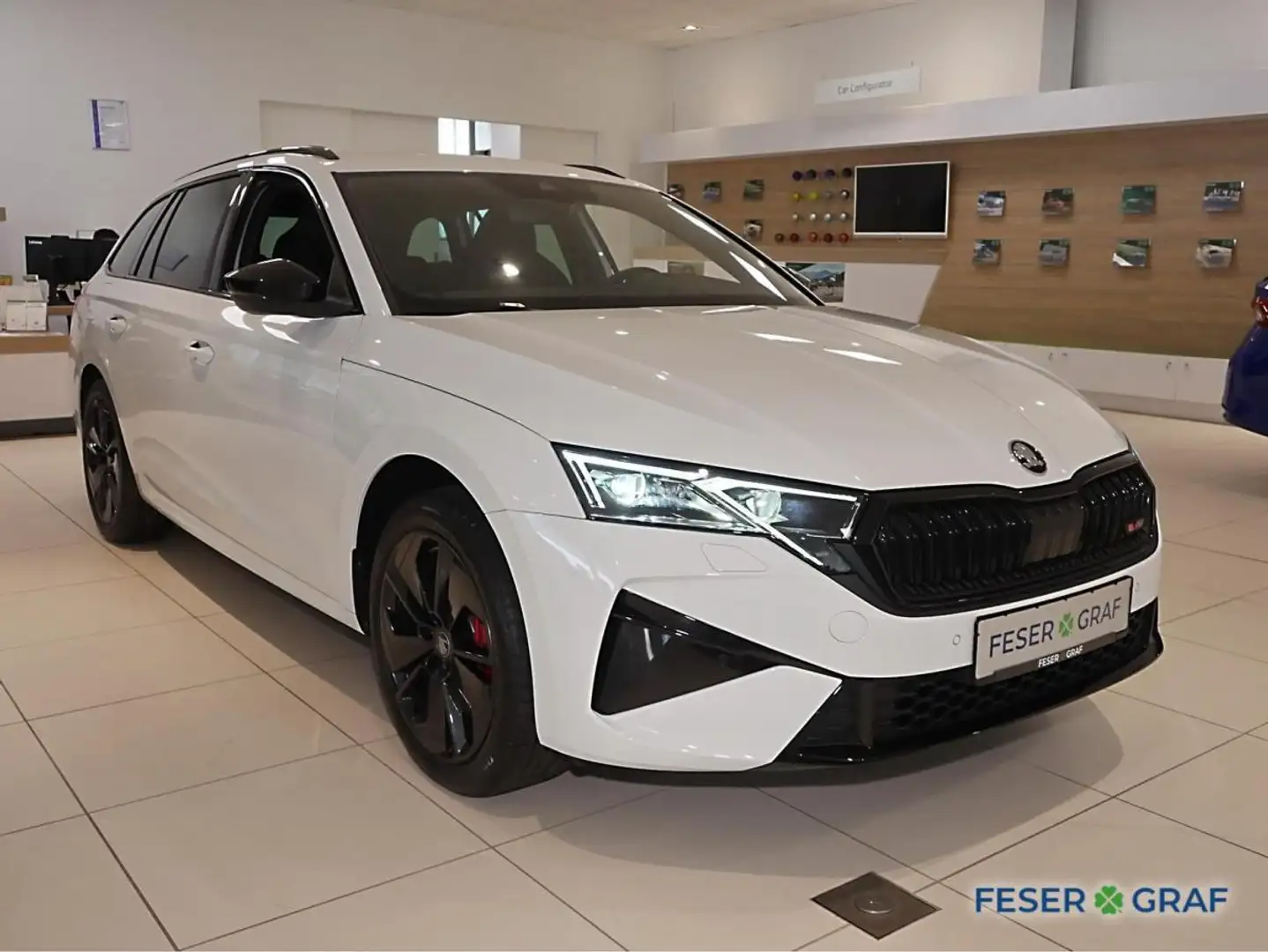 Skoda Octavia Combi RS 2,0 TSI DSG - NAVI,SHZ,ACC Weiß - 1