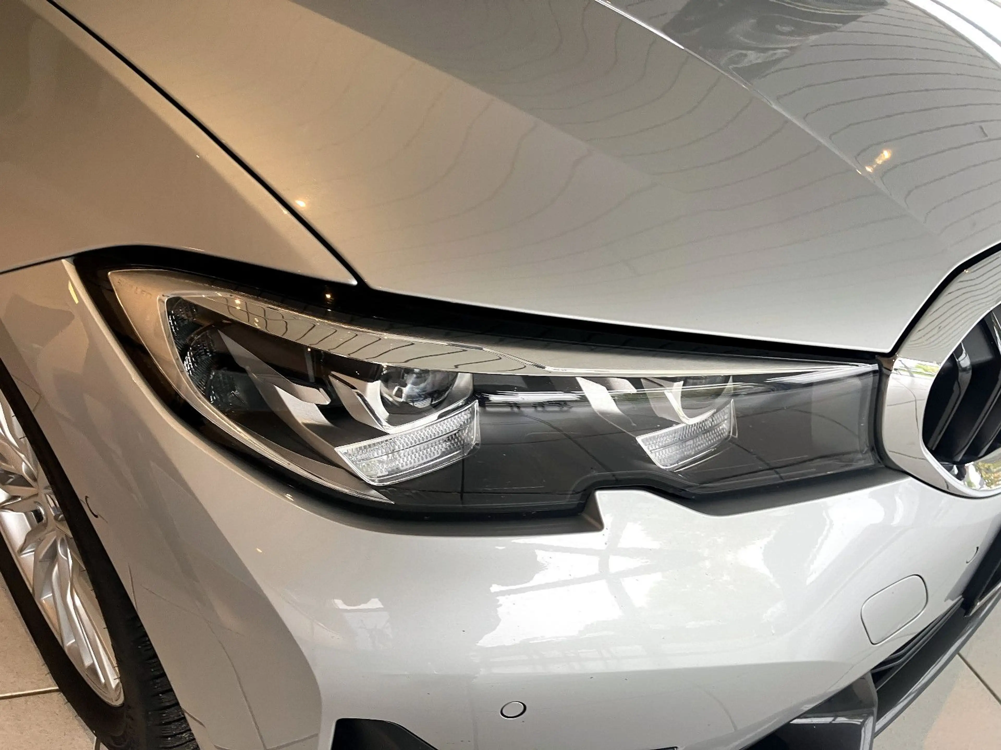 BMW 320 xd SportLine/Apple/Standhz/HiFi/LivePRO/M-MFL — photo 15