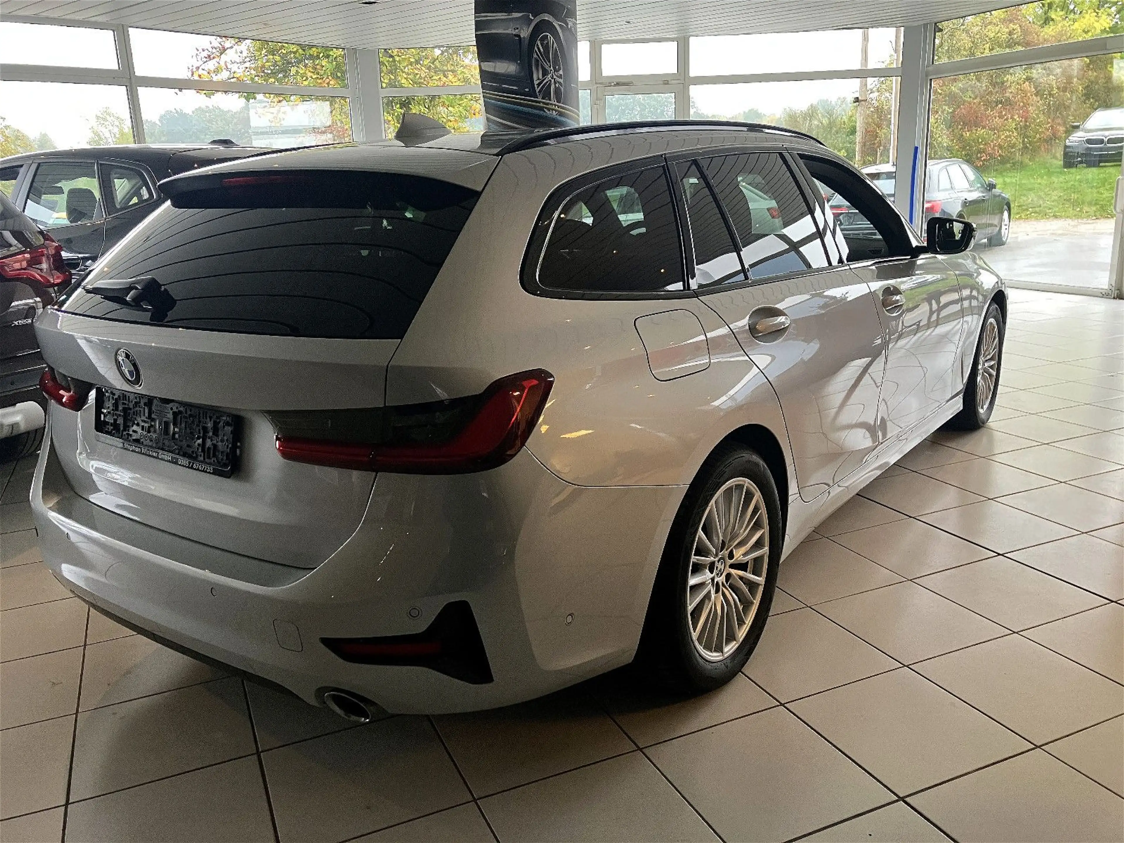 BMW 320 xd SportLine/Apple/Standhz/HiFi/LivePRO/M-MFL — photo 4