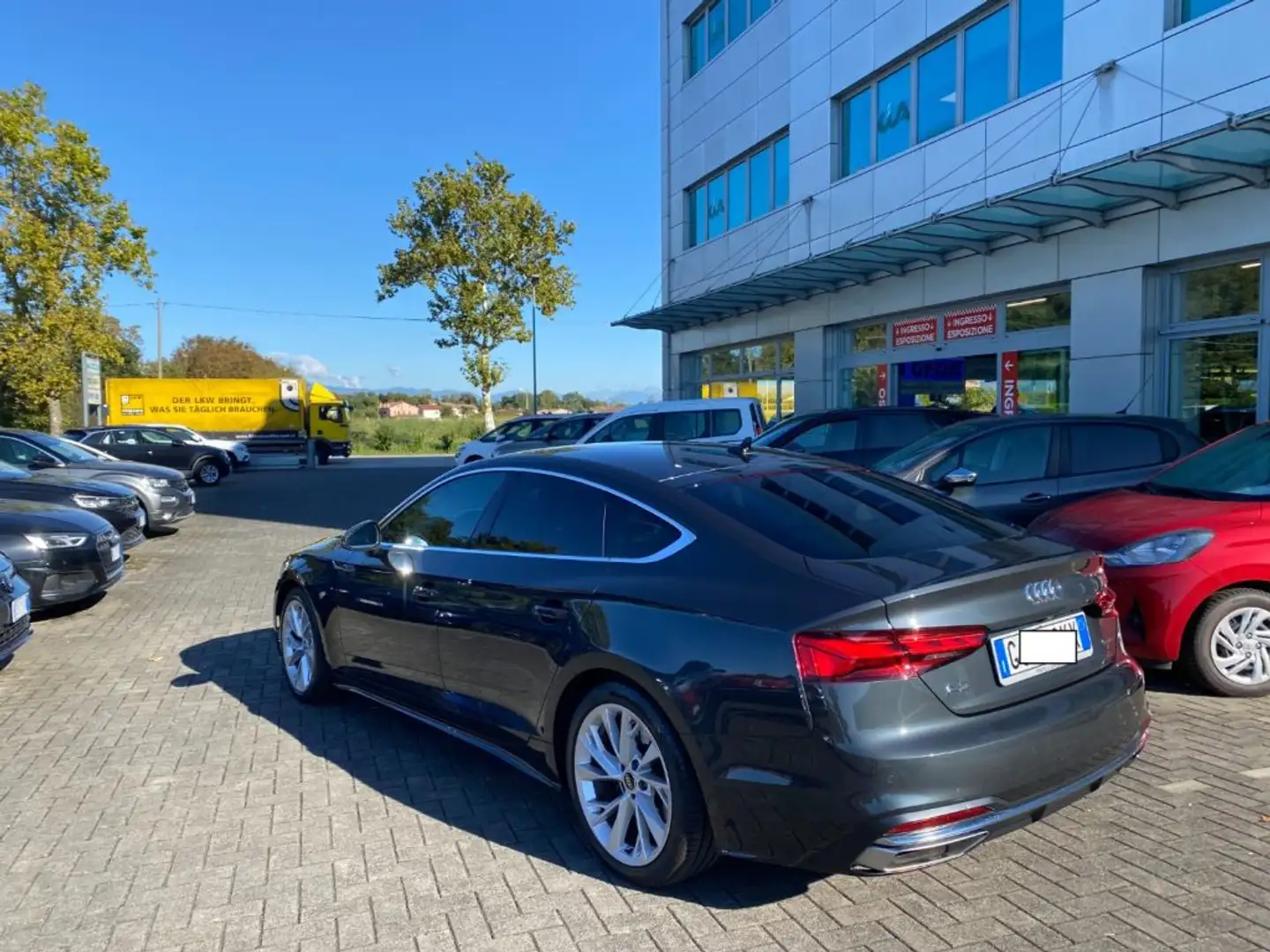 Audi A5 SPB 40 TDI quattro S tronic Business Advanced Grigio - 2