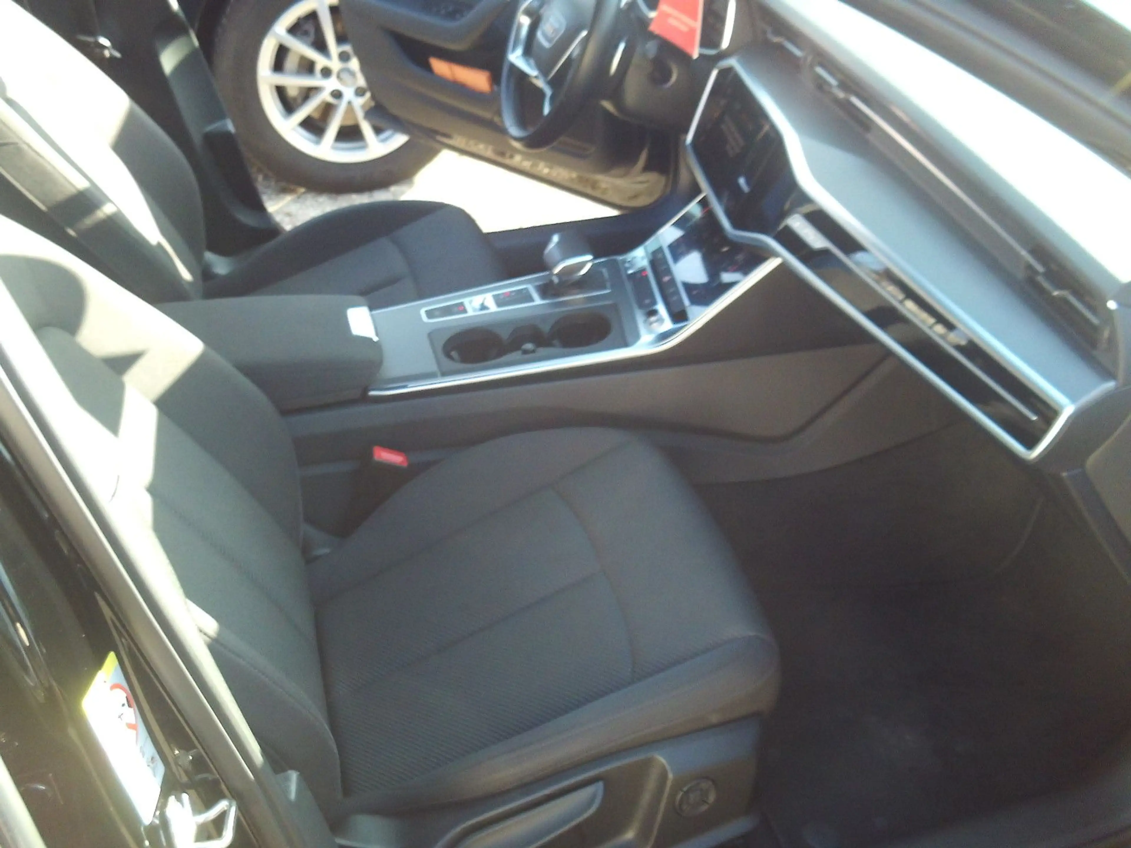 Audi A6 Lim. 40 TDI quattro NAVI,KAMERA,PDC,ALU, — photo 8