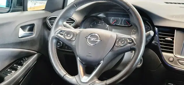Opel Crossland view 12