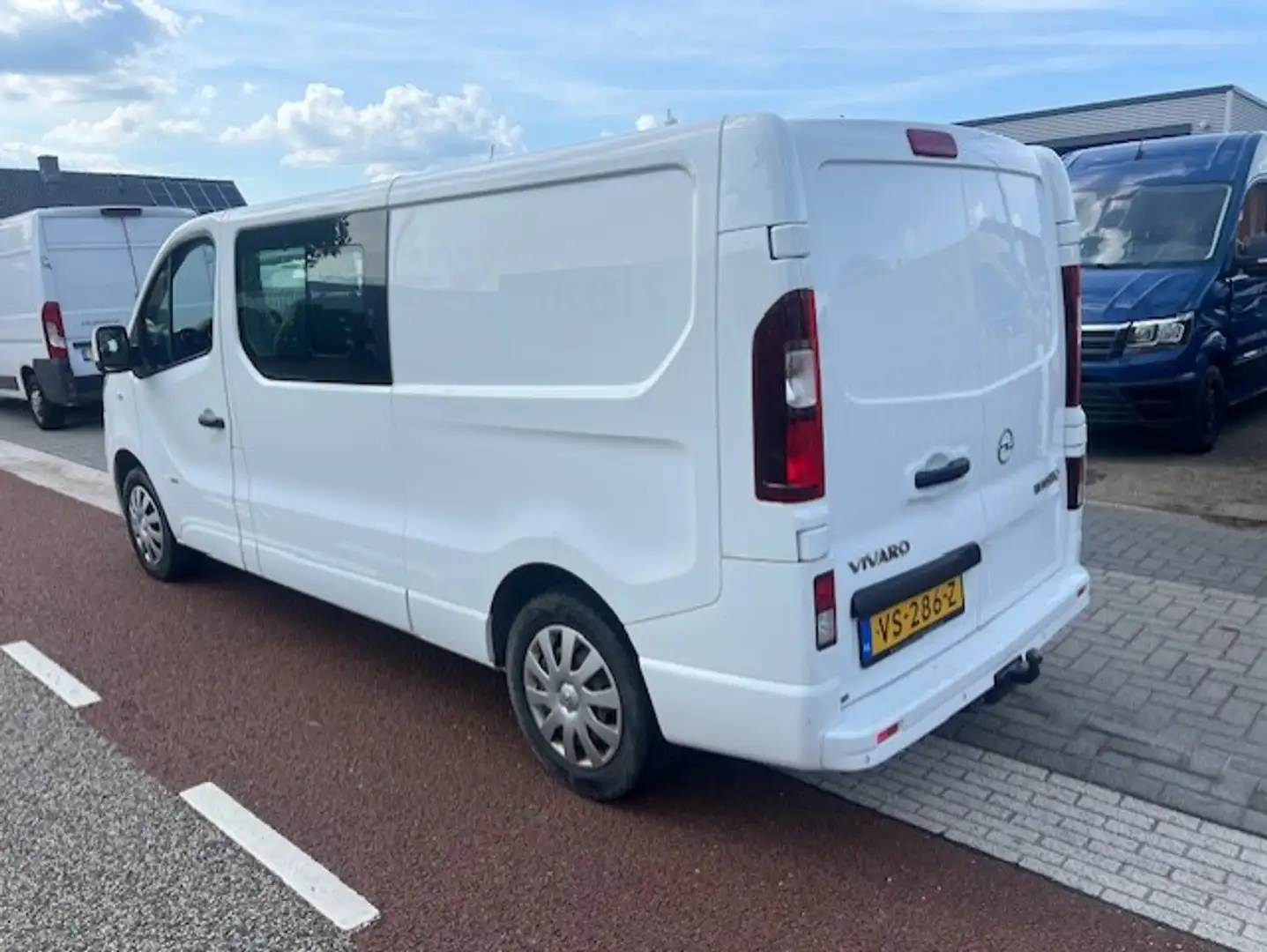 Opel Vivaro 1.6 CDTI 88KW L2H1 DC 5P AIRCO KLIMA NAVI Weiß - 2