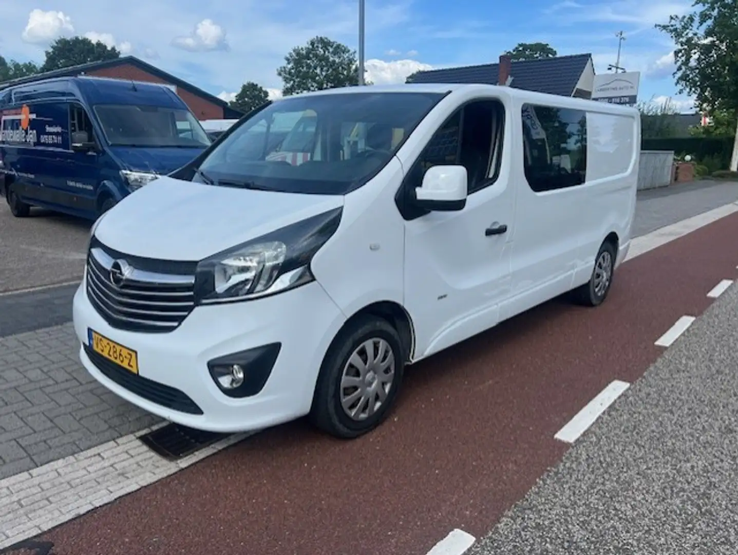 Opel Vivaro 1.6 CDTI 88KW L2H1 DC 5P AIRCO KLIMA NAVI Weiß - 1