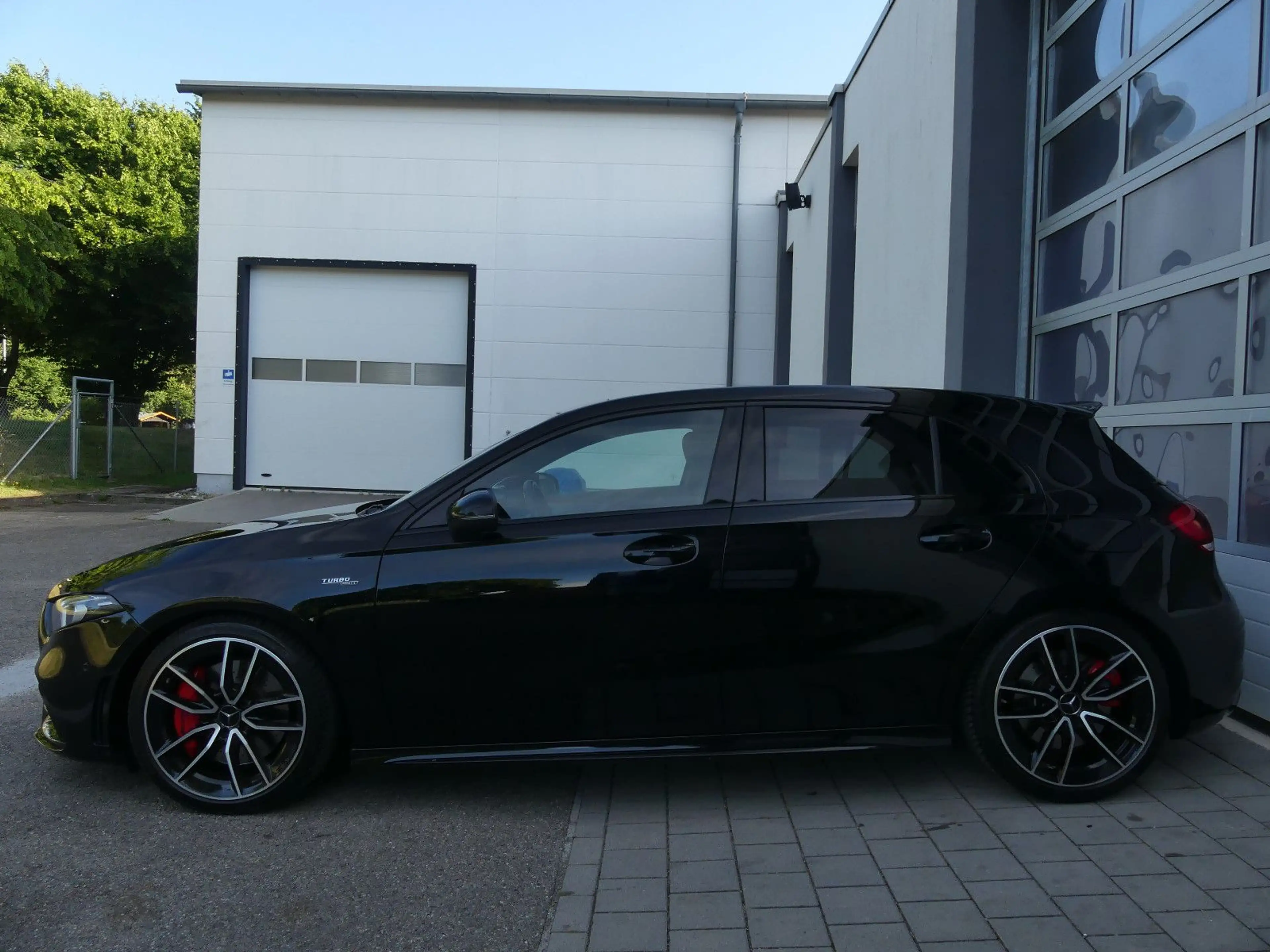 Mercedes-Benz A 35 AMG 4Matic Pano/Burmester/HuD/Kamera/Night — photo 4