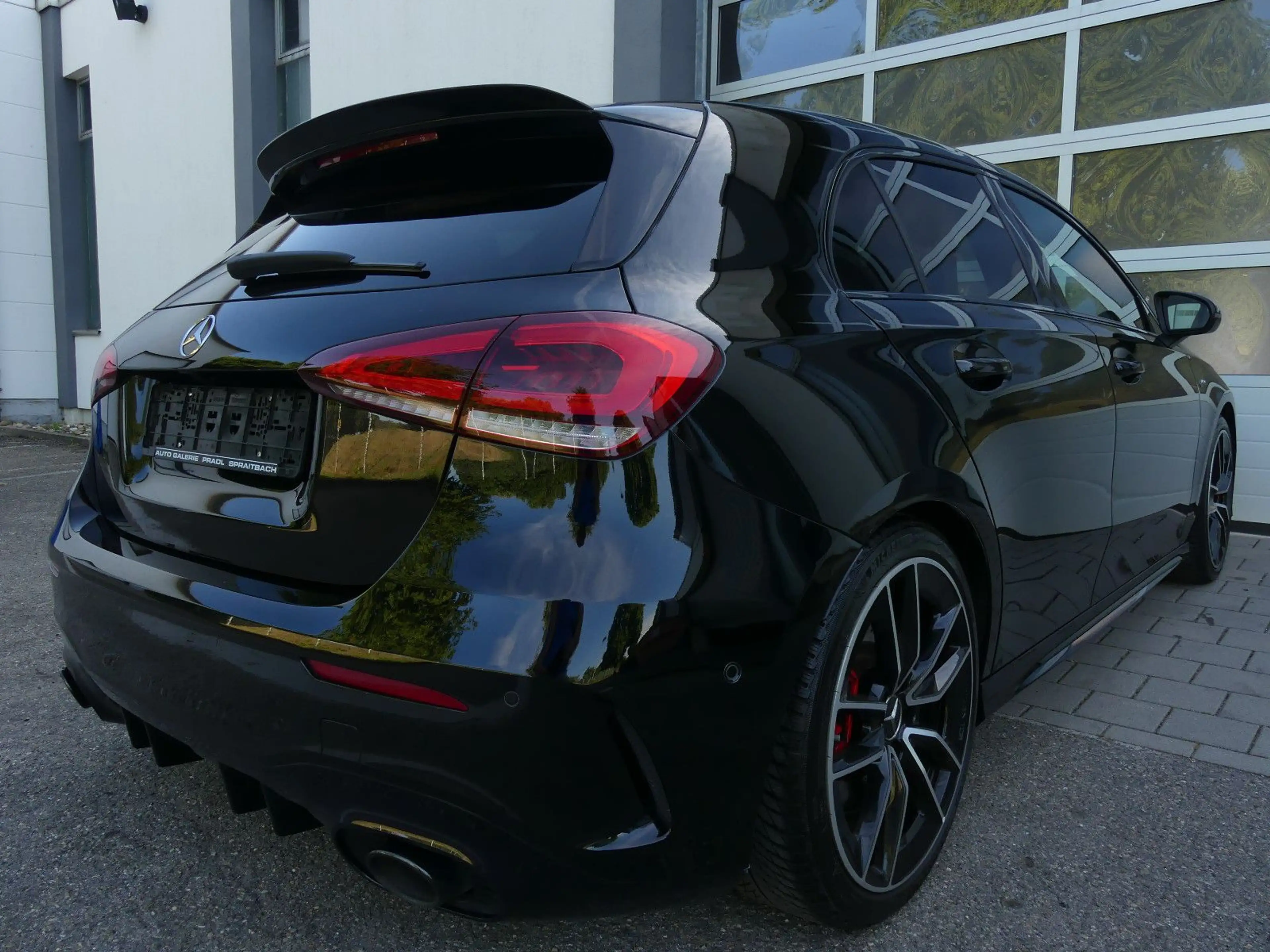 Mercedes-Benz A 35 AMG 4Matic Pano/Burmester/HuD/Kamera/Night — photo 5