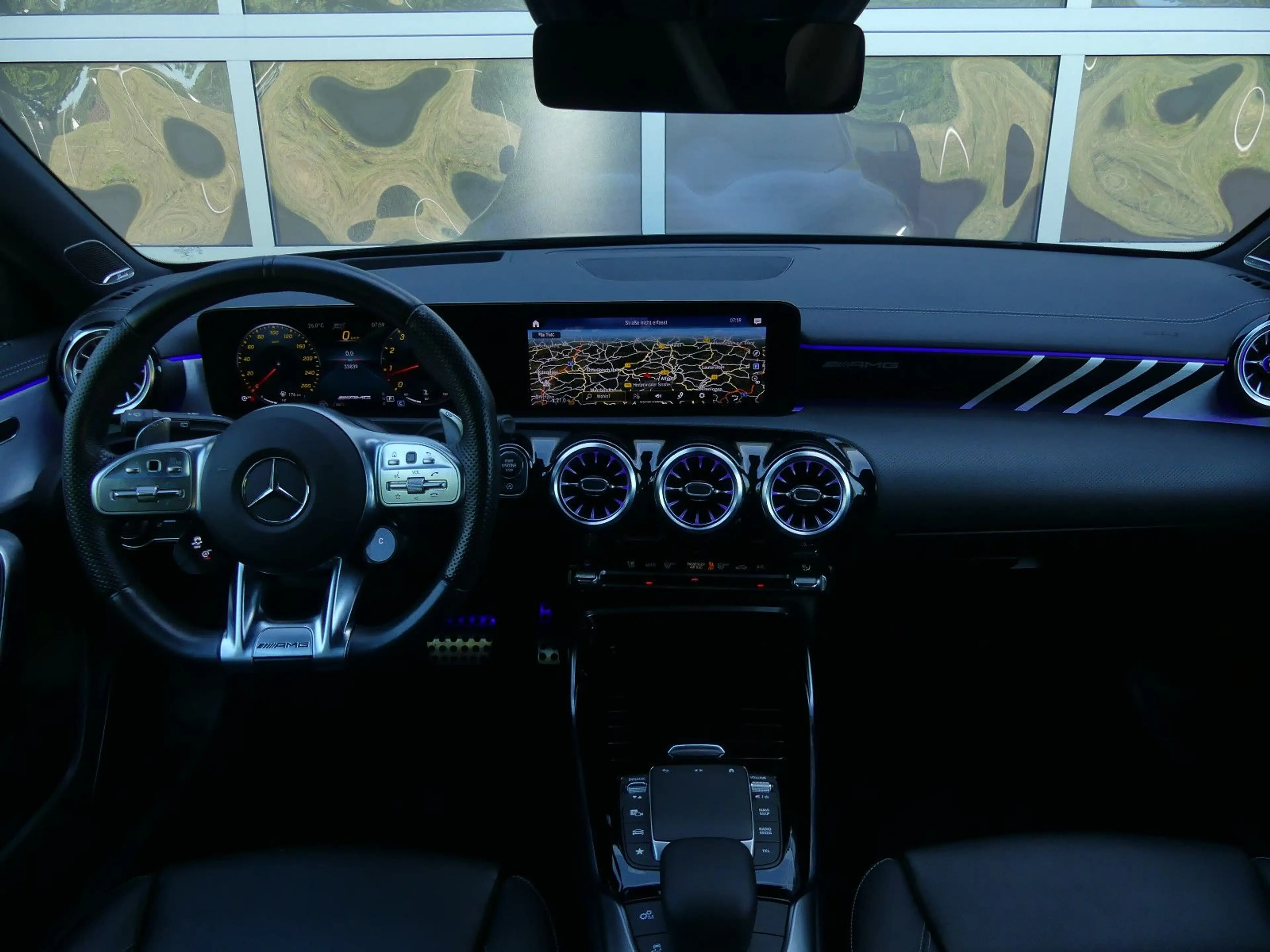 Mercedes-Benz A 35 AMG 4Matic Pano/Burmester/HuD/Kamera/Night — photo 14