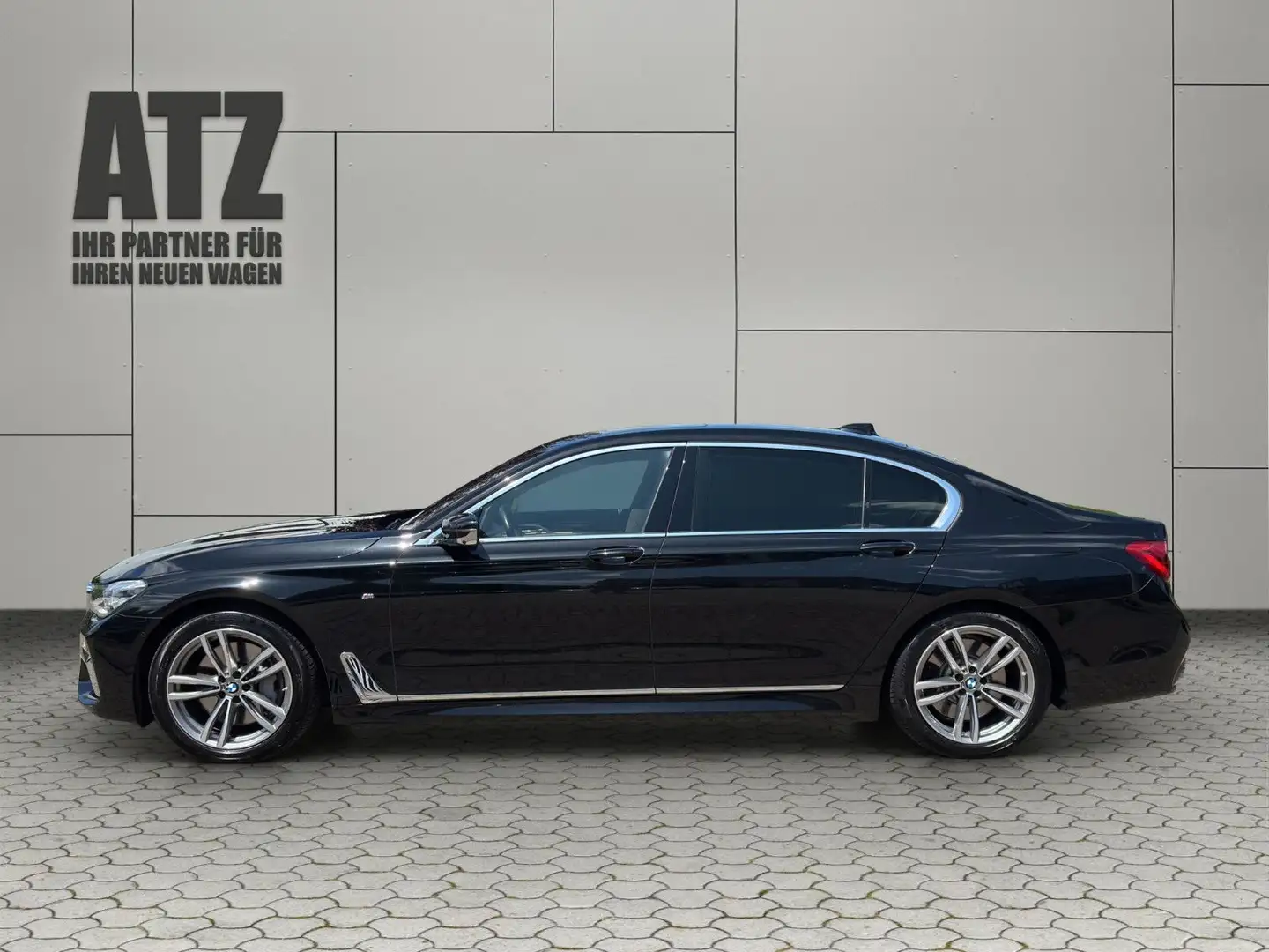 BMW 750 L i xDrive Lang + Lounge* NP 146.980,33 Schwarz - 2
