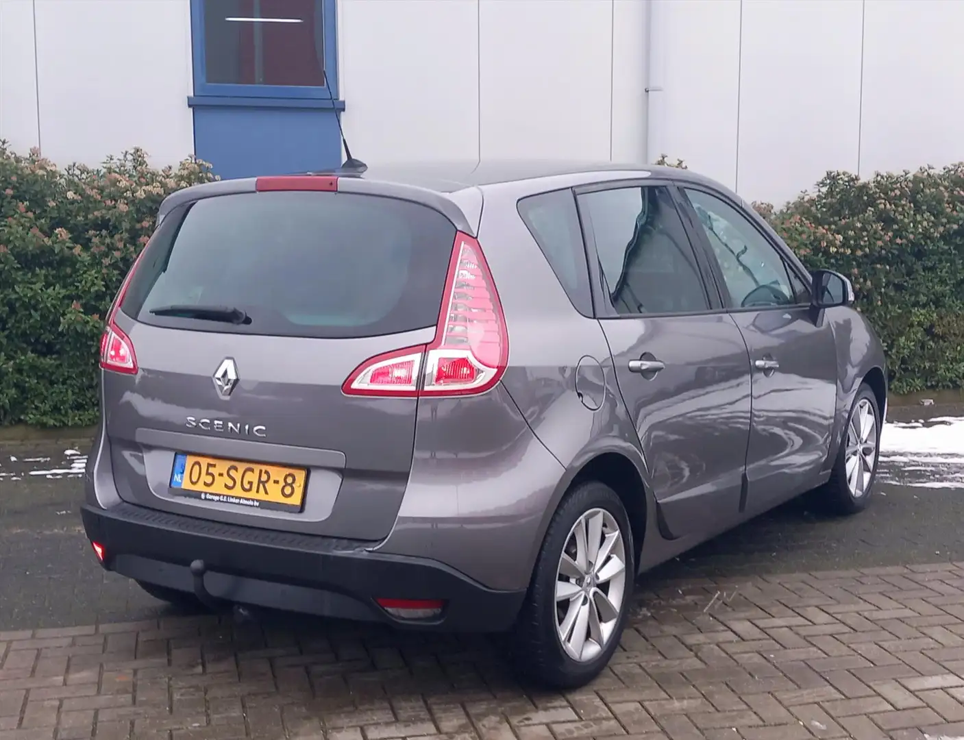 Renault Scenic 2.0 16V AUTOMAAT Parisienne Grau - 2