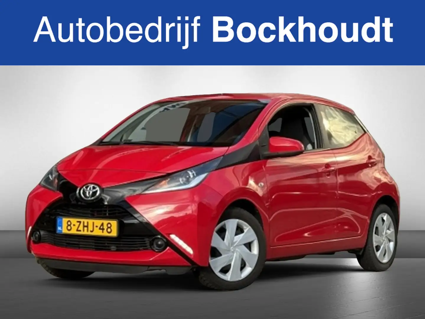 Toyota Aygo 1.0 VVT-i x-play Rouge - 1