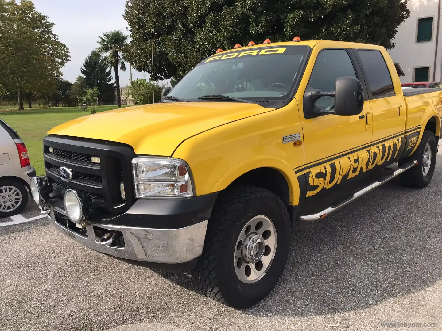 Ford F250 4 PORTE 6.0D V8 Giallo - 2