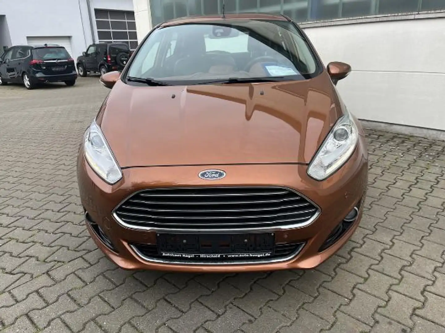 Ford Fiesta 1.0 EcoBoost Individual - Bluetooth -8-fach - DAB Marrone - 2