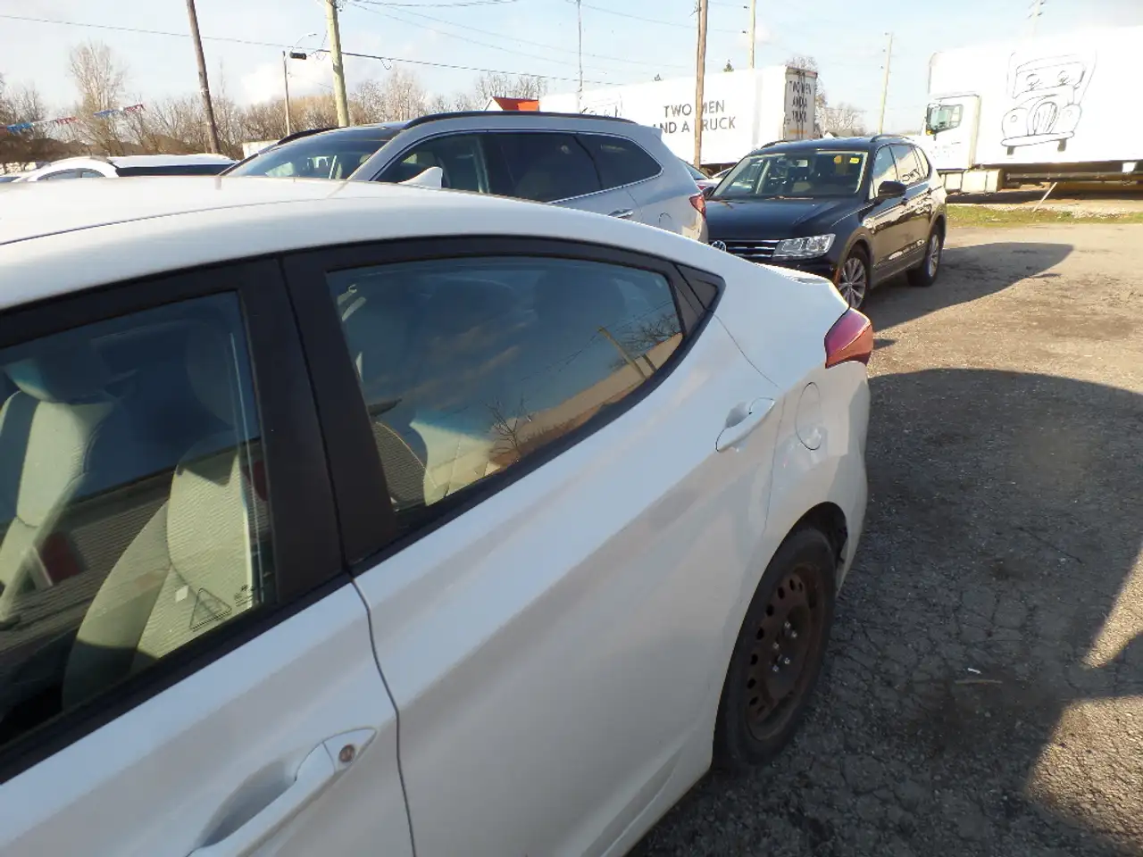 Hyundai ELANTRA снимка Hyundai ELANTRA