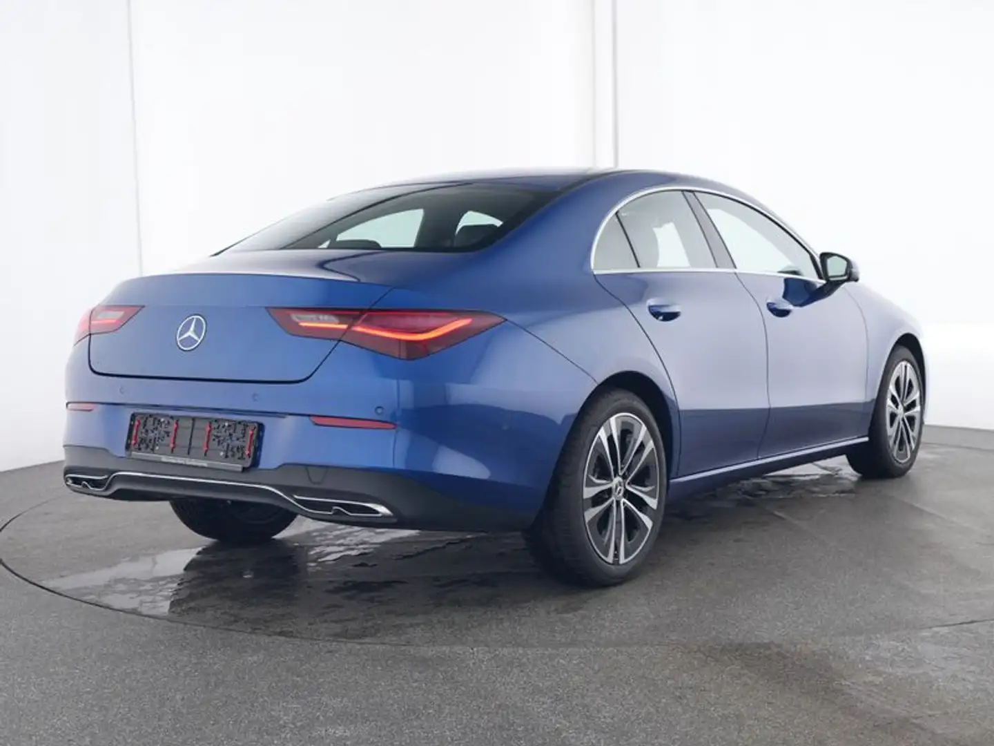 Mercedes-Benz CLA 180 Coupé +Progressive+MBUX+Wide+360+MBeam Azul - 2
