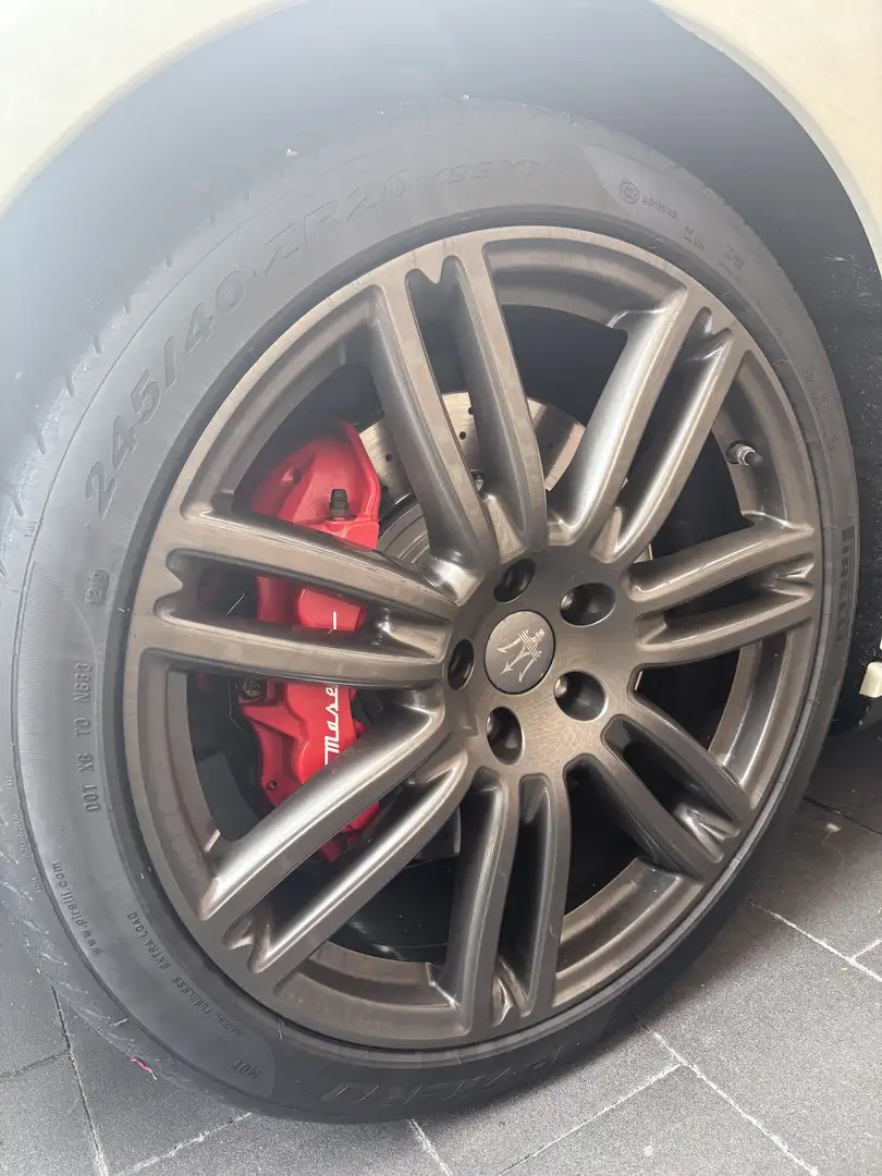 Maserati Ghibli 3.0 V6 - 2