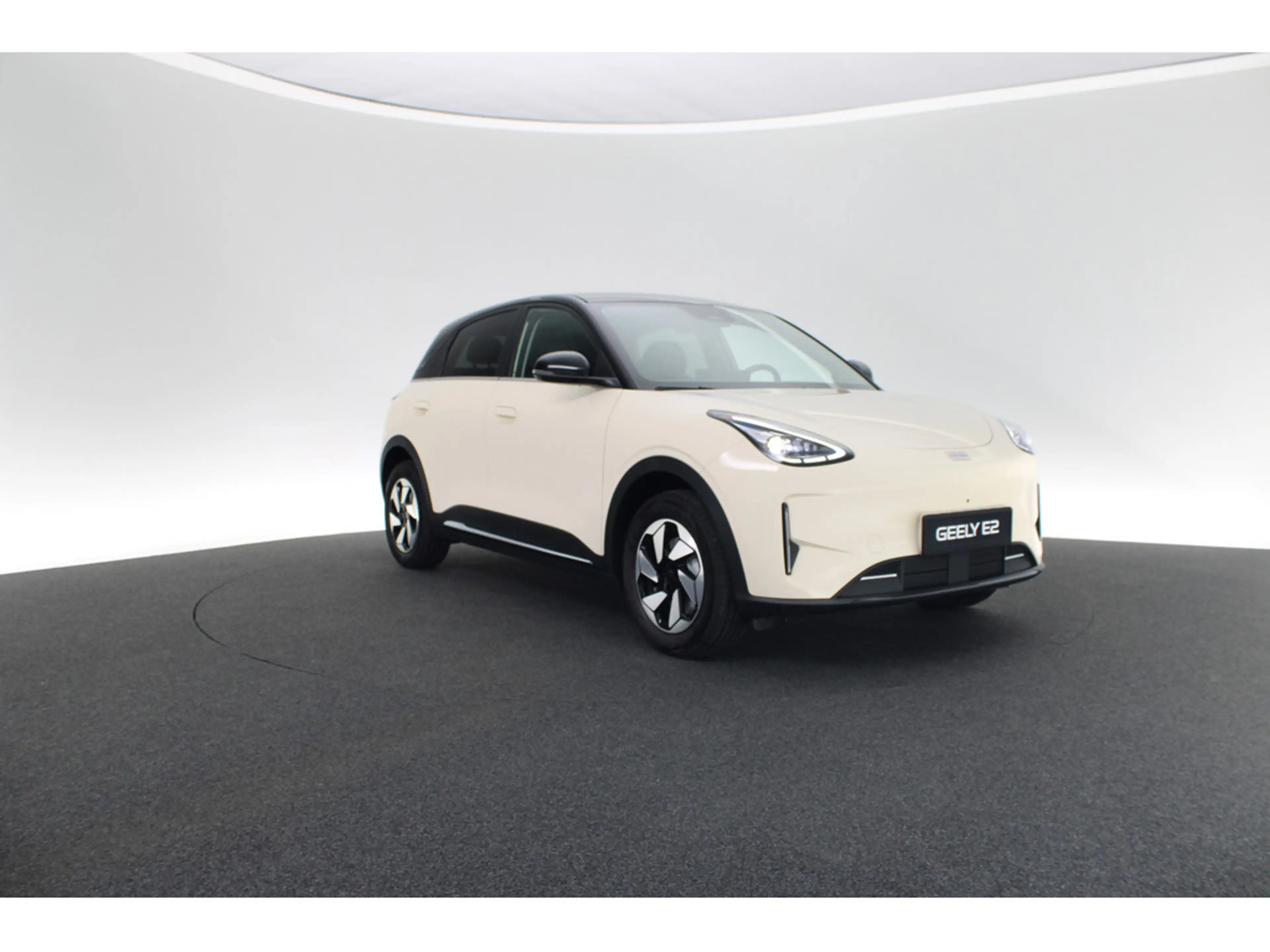 Geely E2 Ultra PDC LEDER KAMERA NAVI ACC LED 360° — photo 8