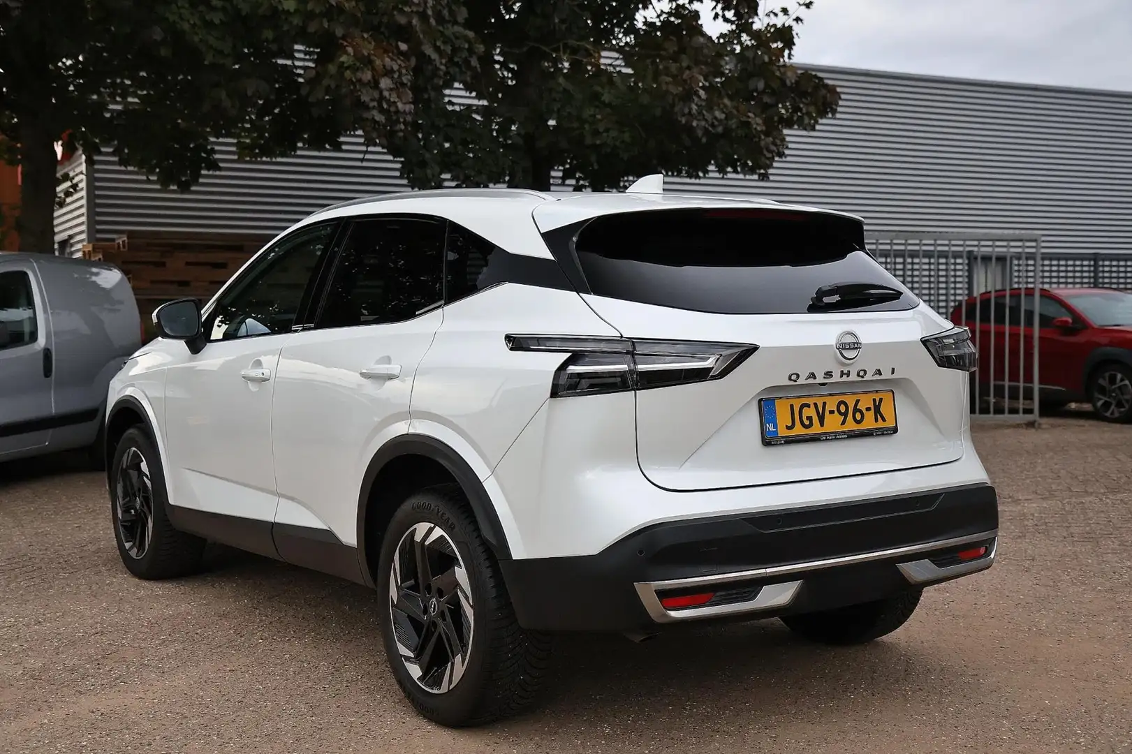 Nissan Qashqai 1.3 MHEV Xtronic Connecta 360 Camera Acc Keyless Blanc - 2